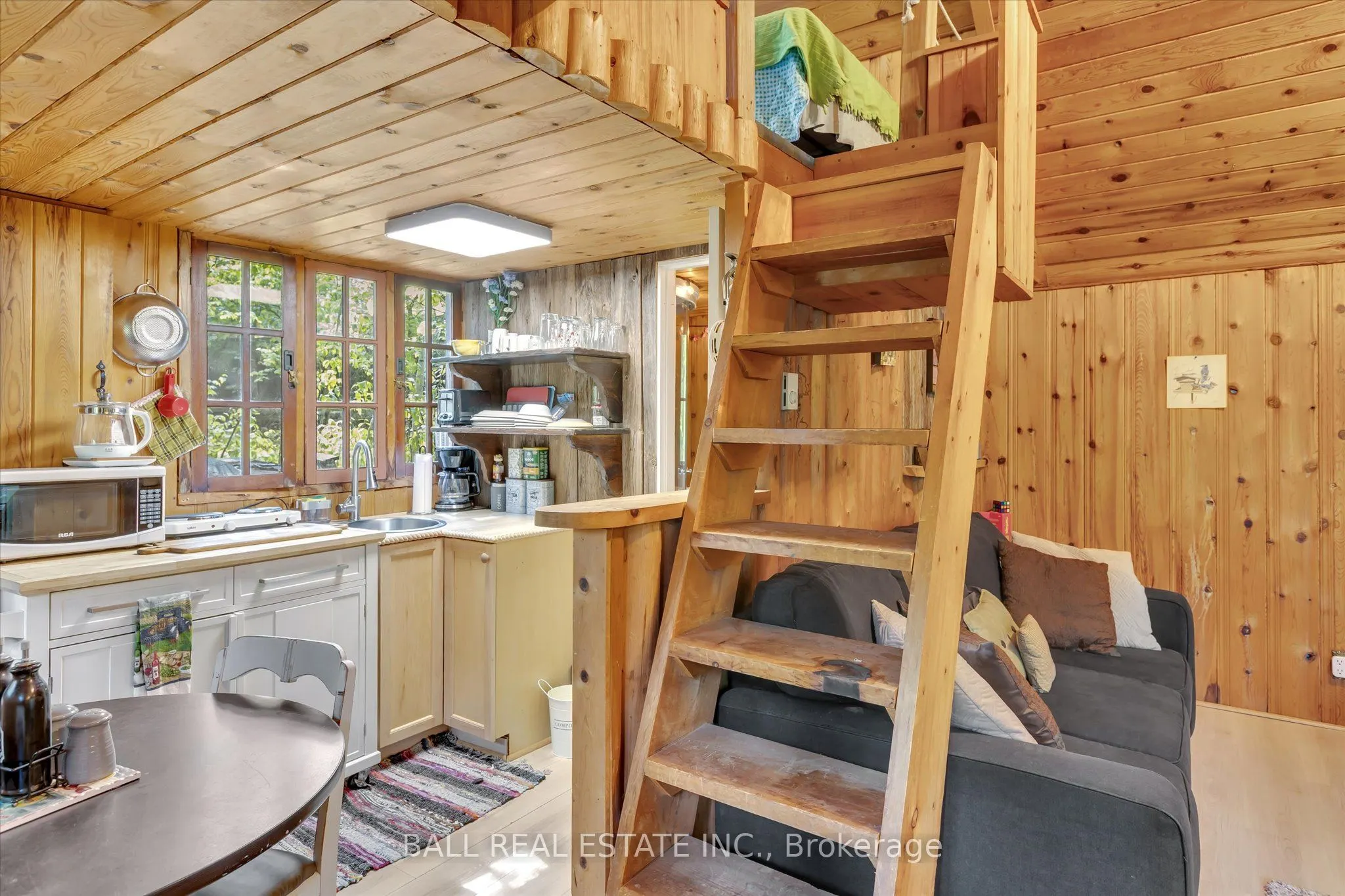 2476 County Rd 46