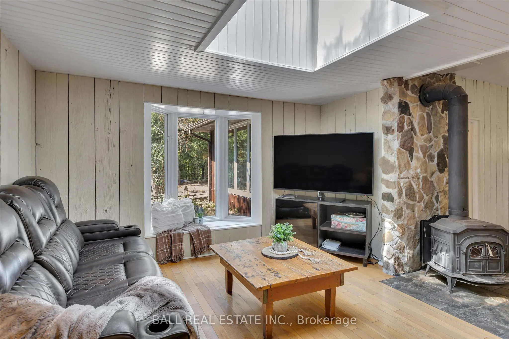 2476 County Rd 46
