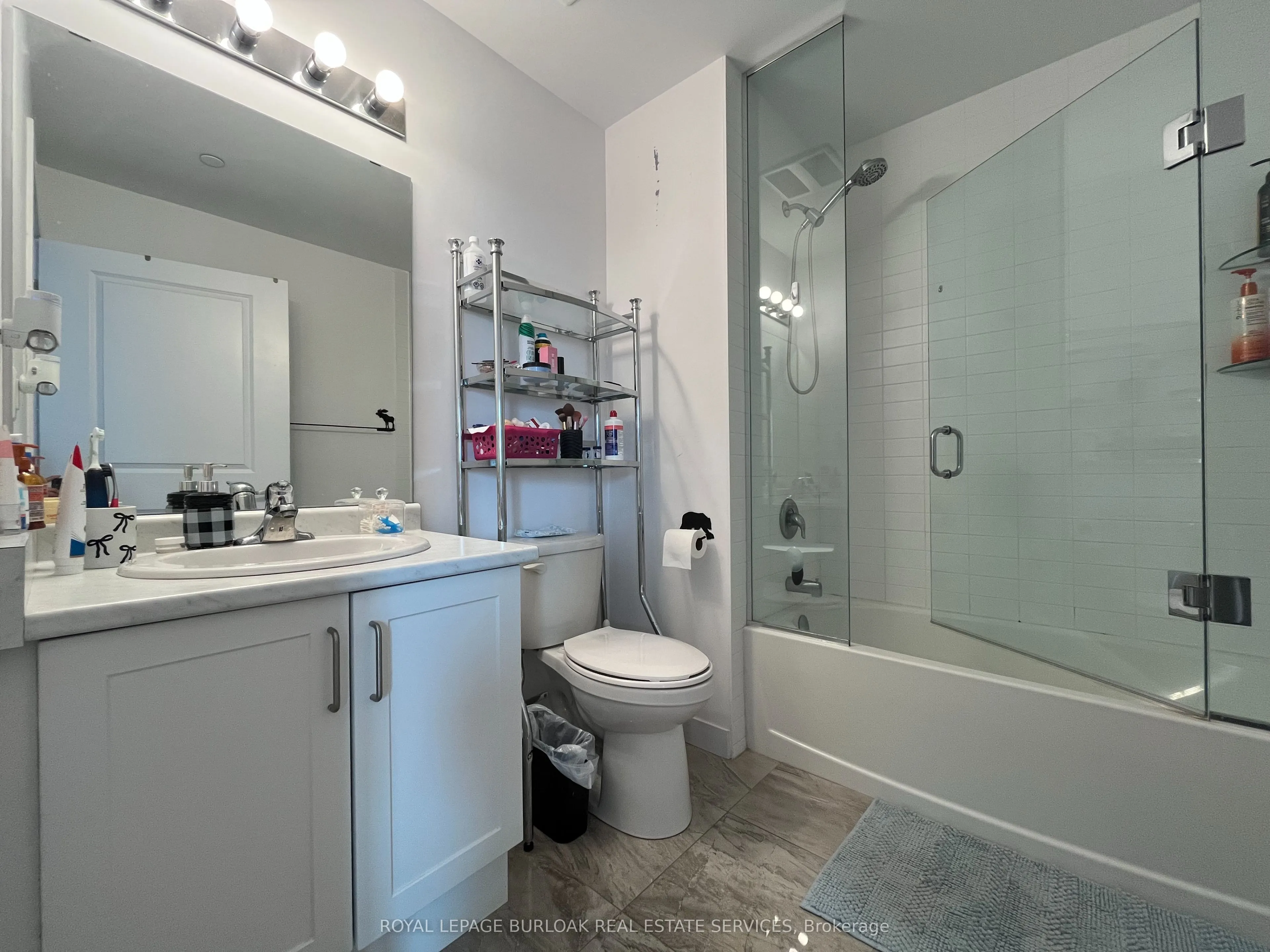 101 Shoreview Place, #210