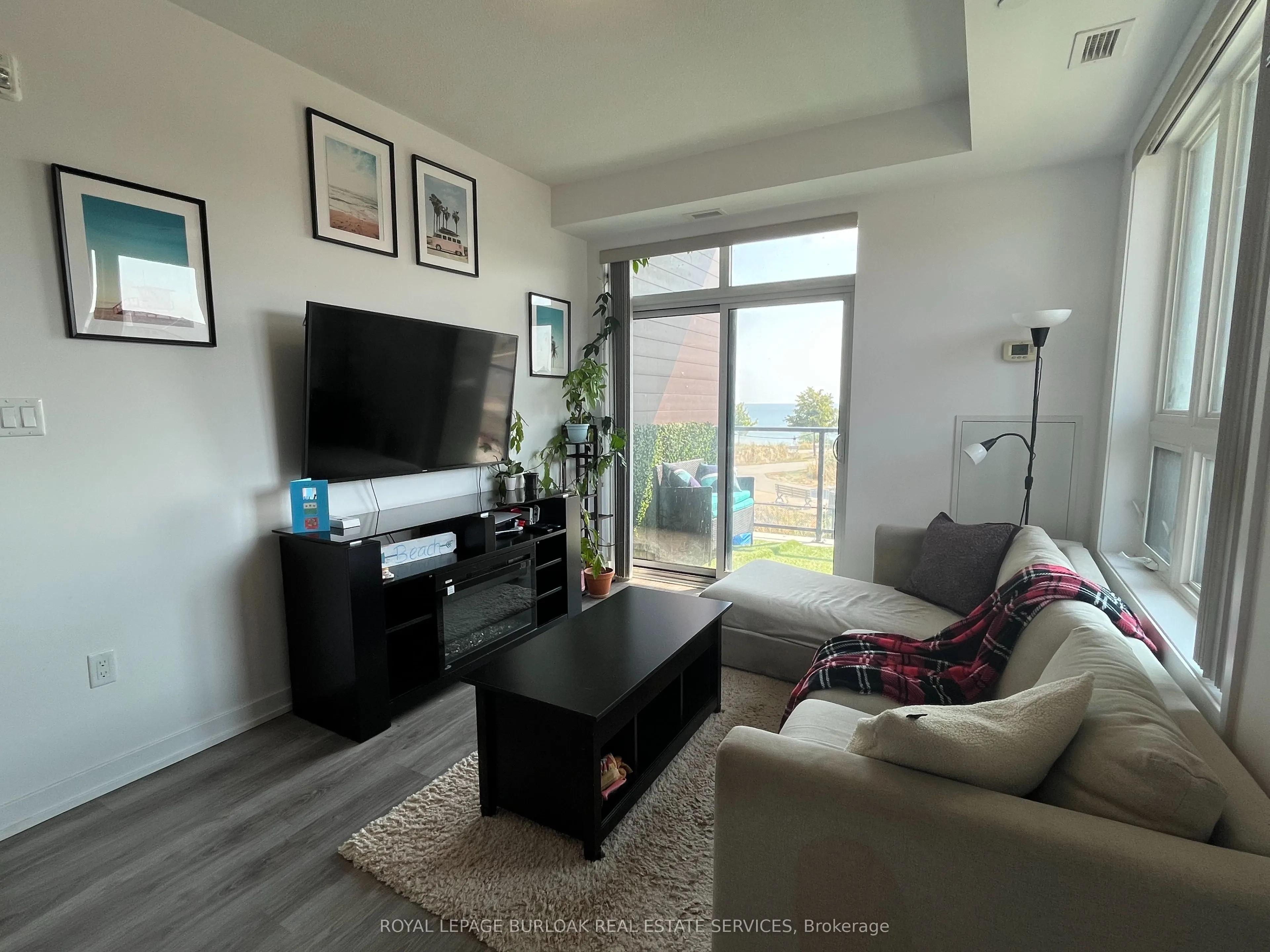 101 Shoreview Place, #210