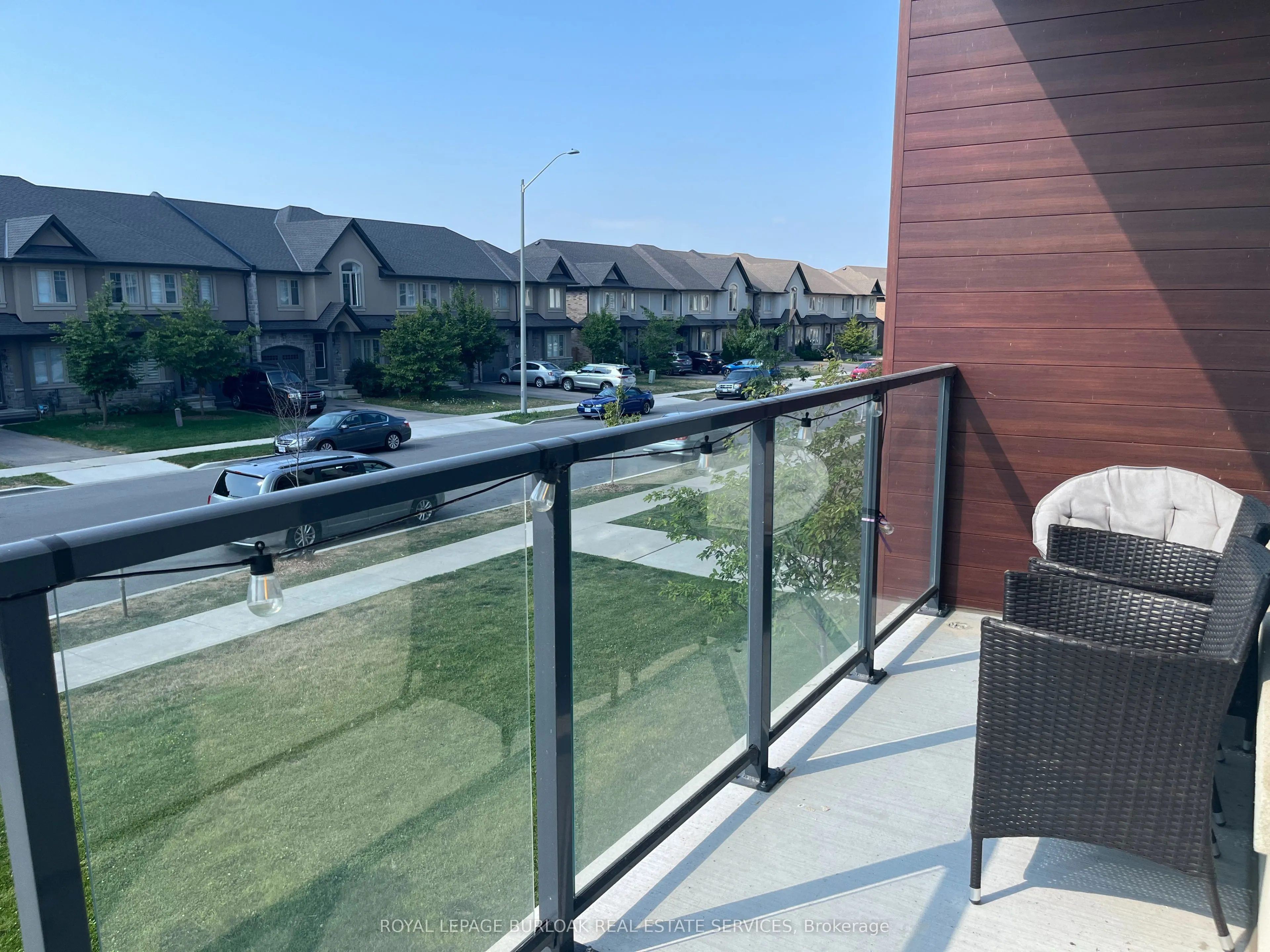 101 Shoreview Place, #210