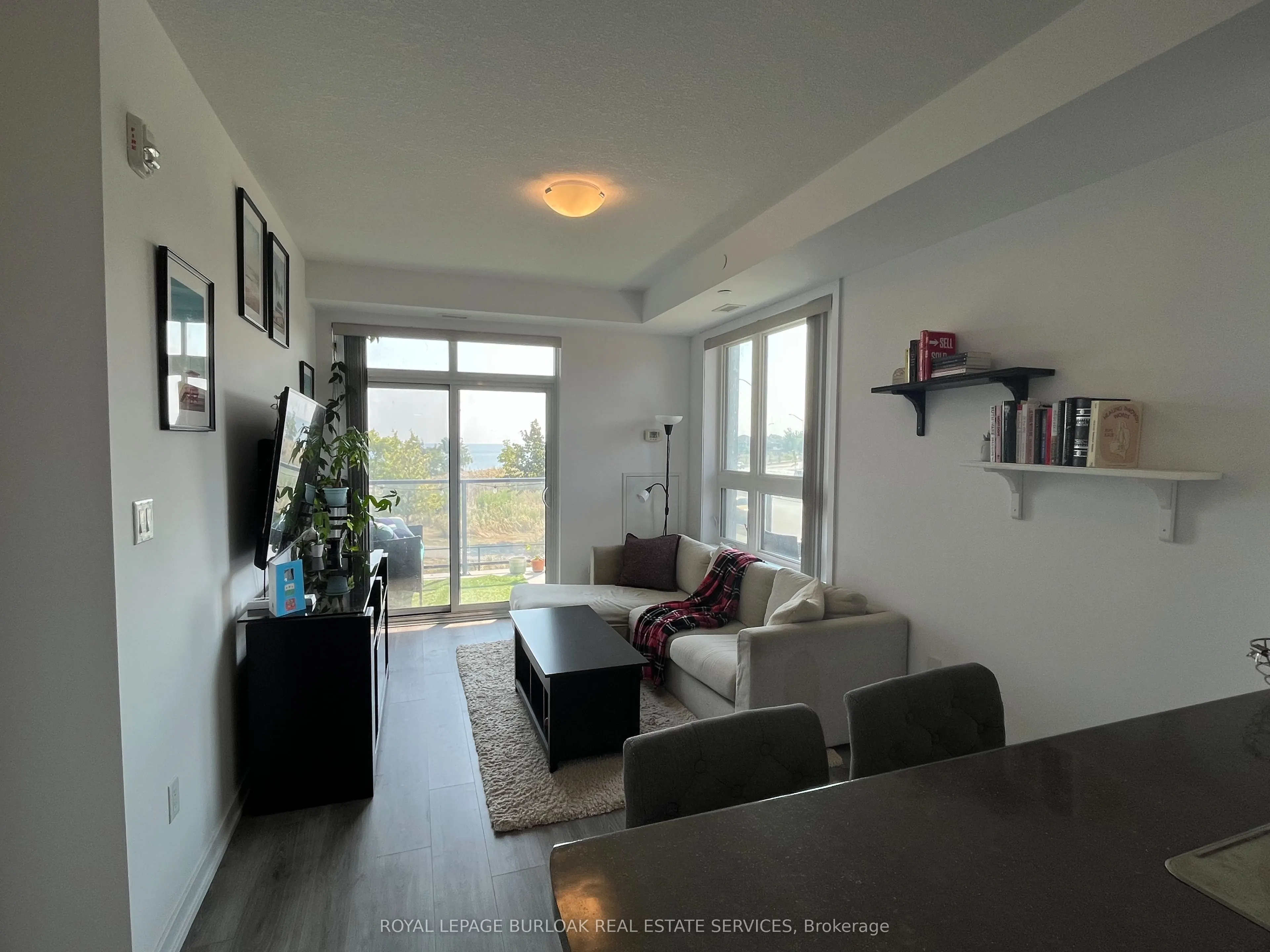 101 Shoreview Place, #210