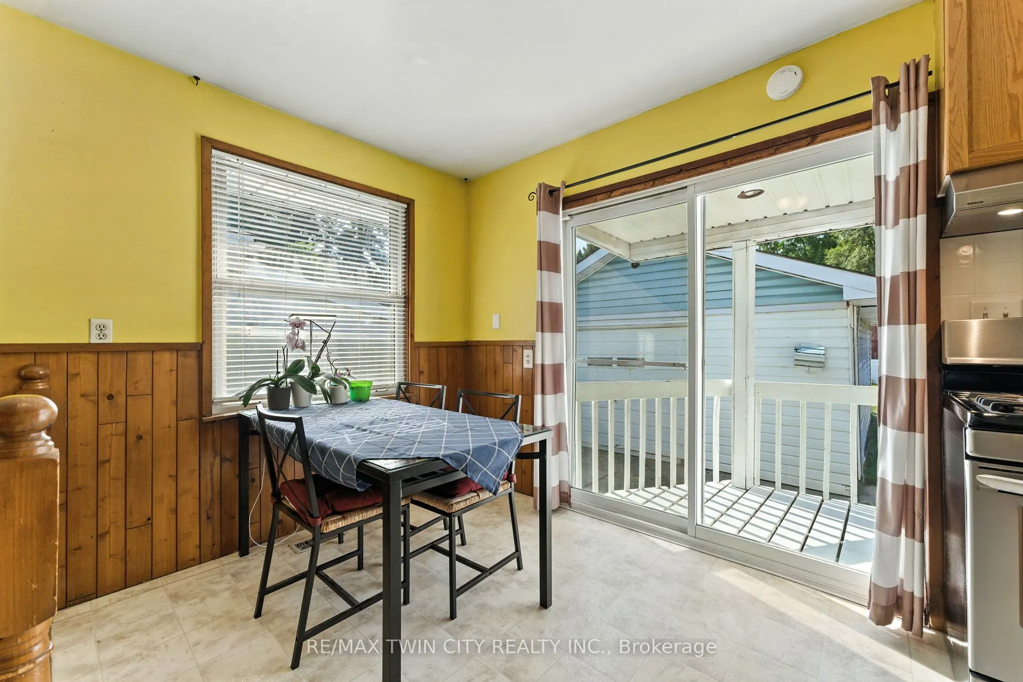 28 Baldwin Avenue