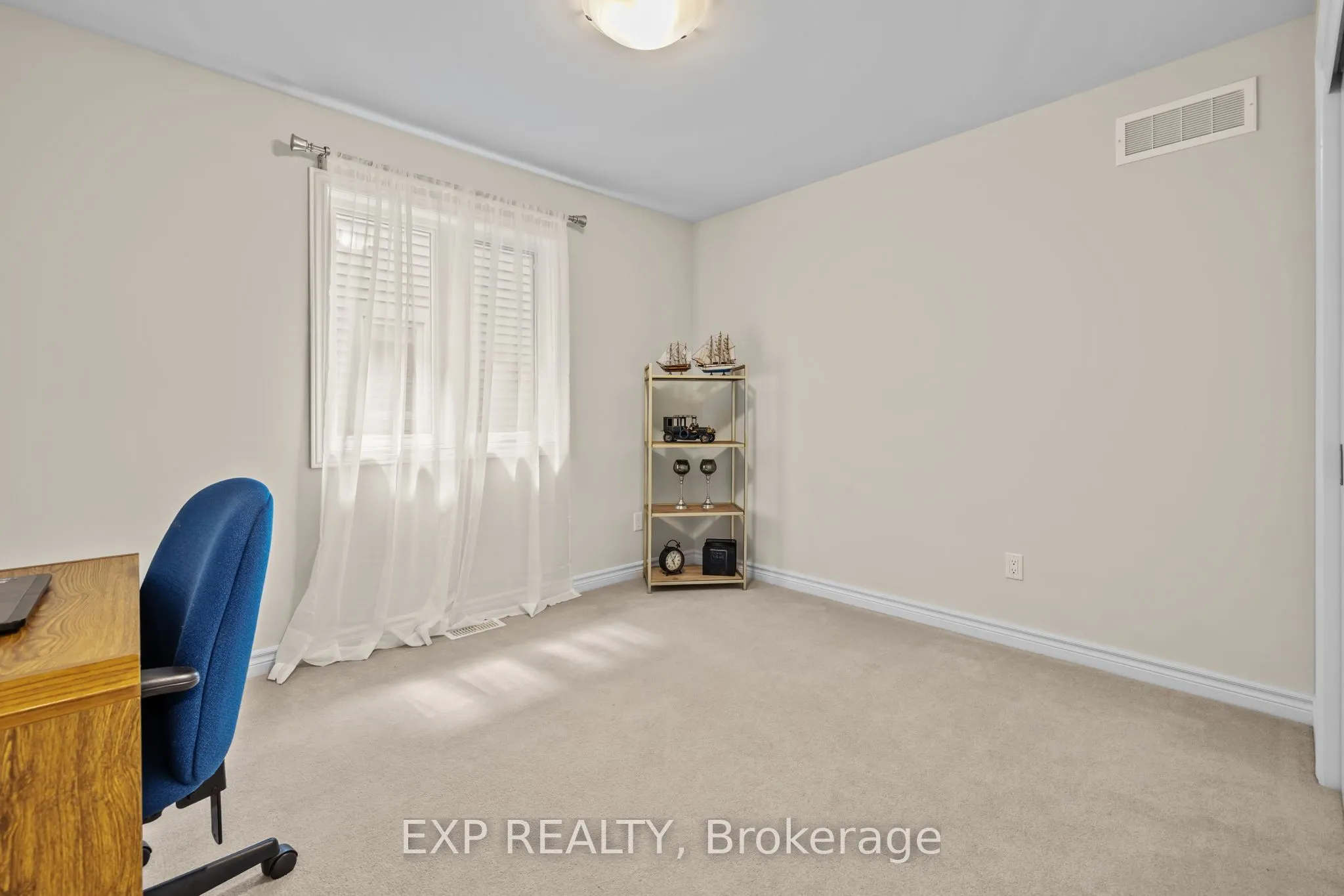 593 Vivera Place
