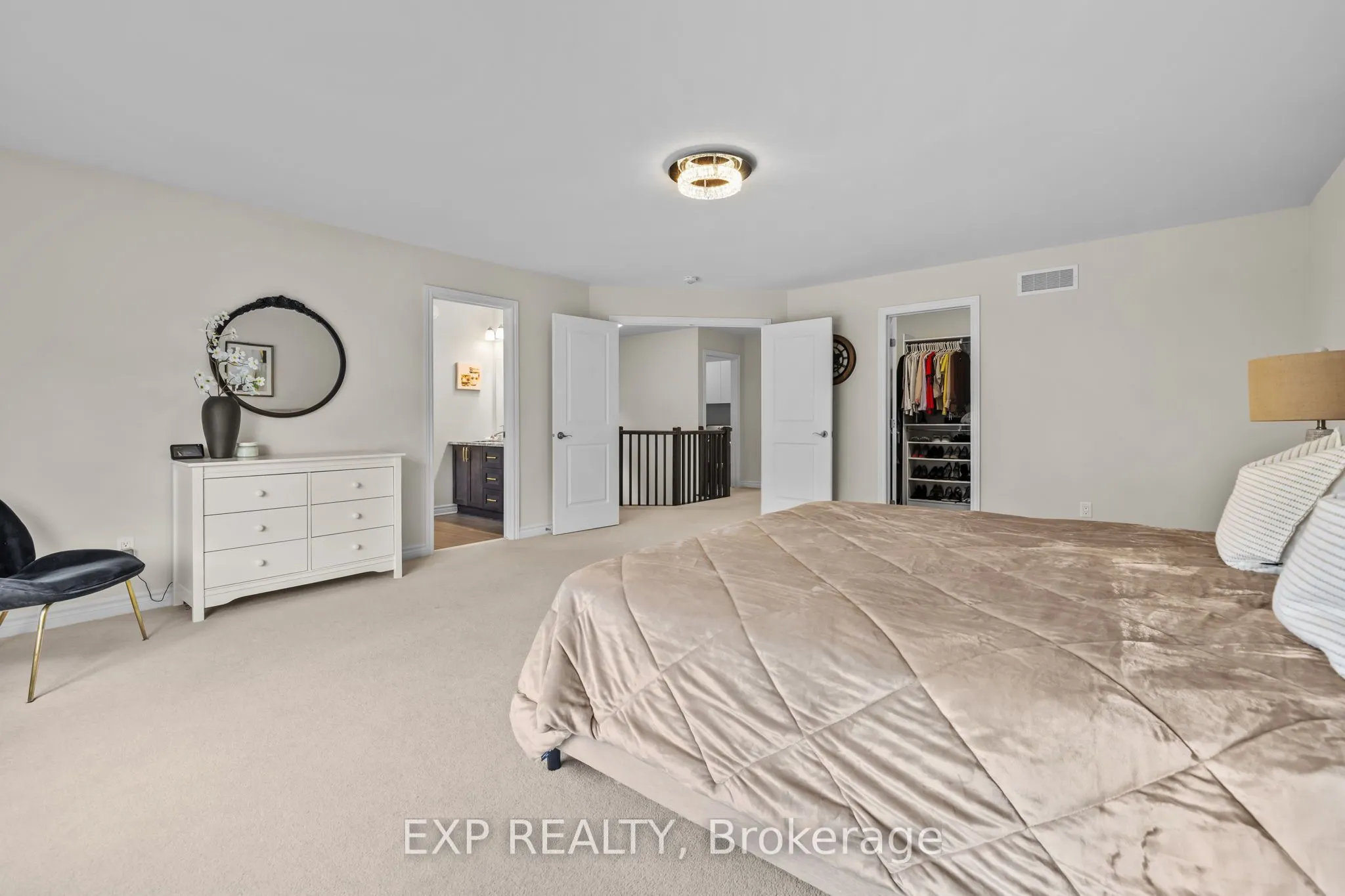 593 Vivera Place