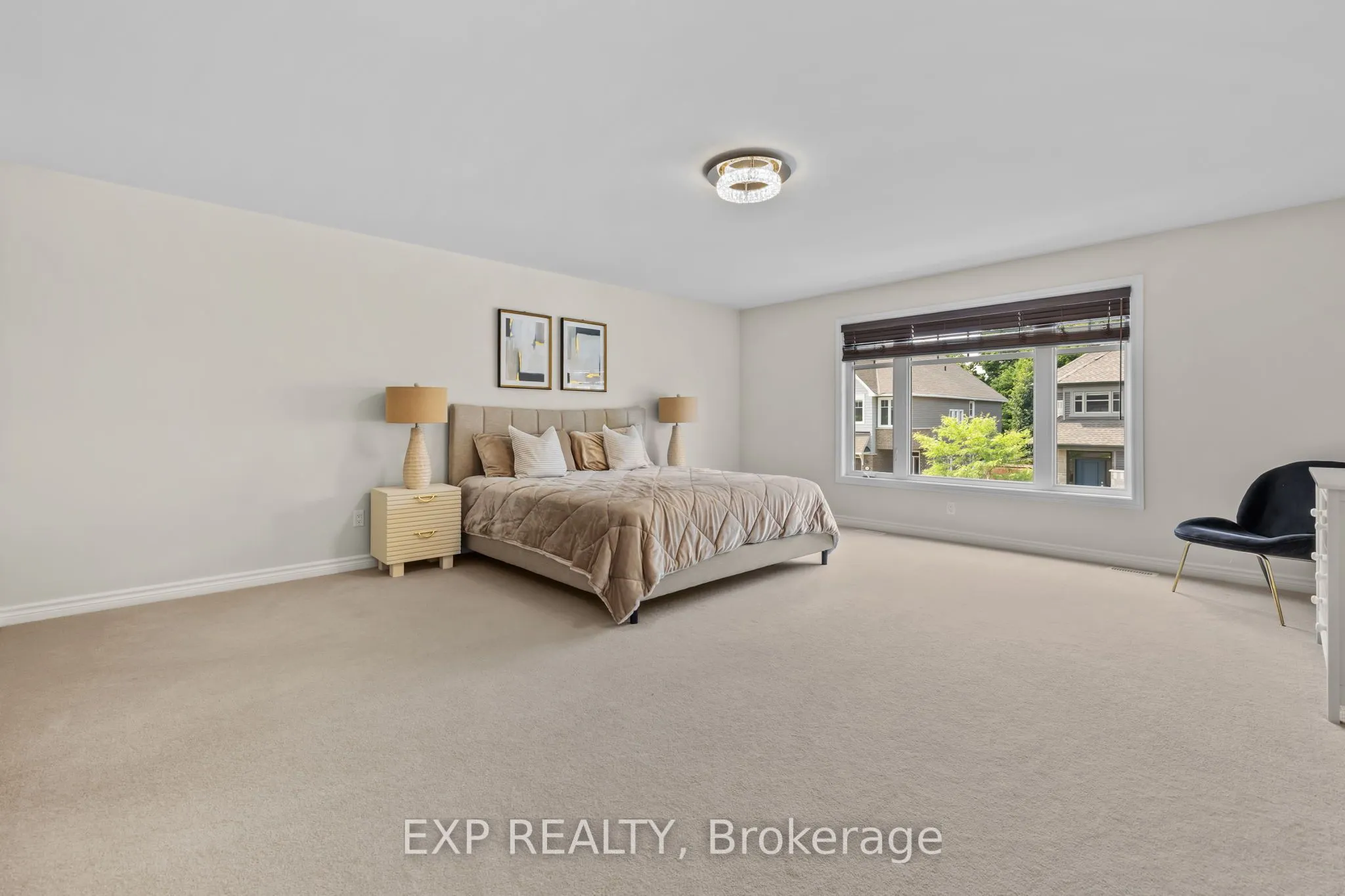 593 Vivera Place