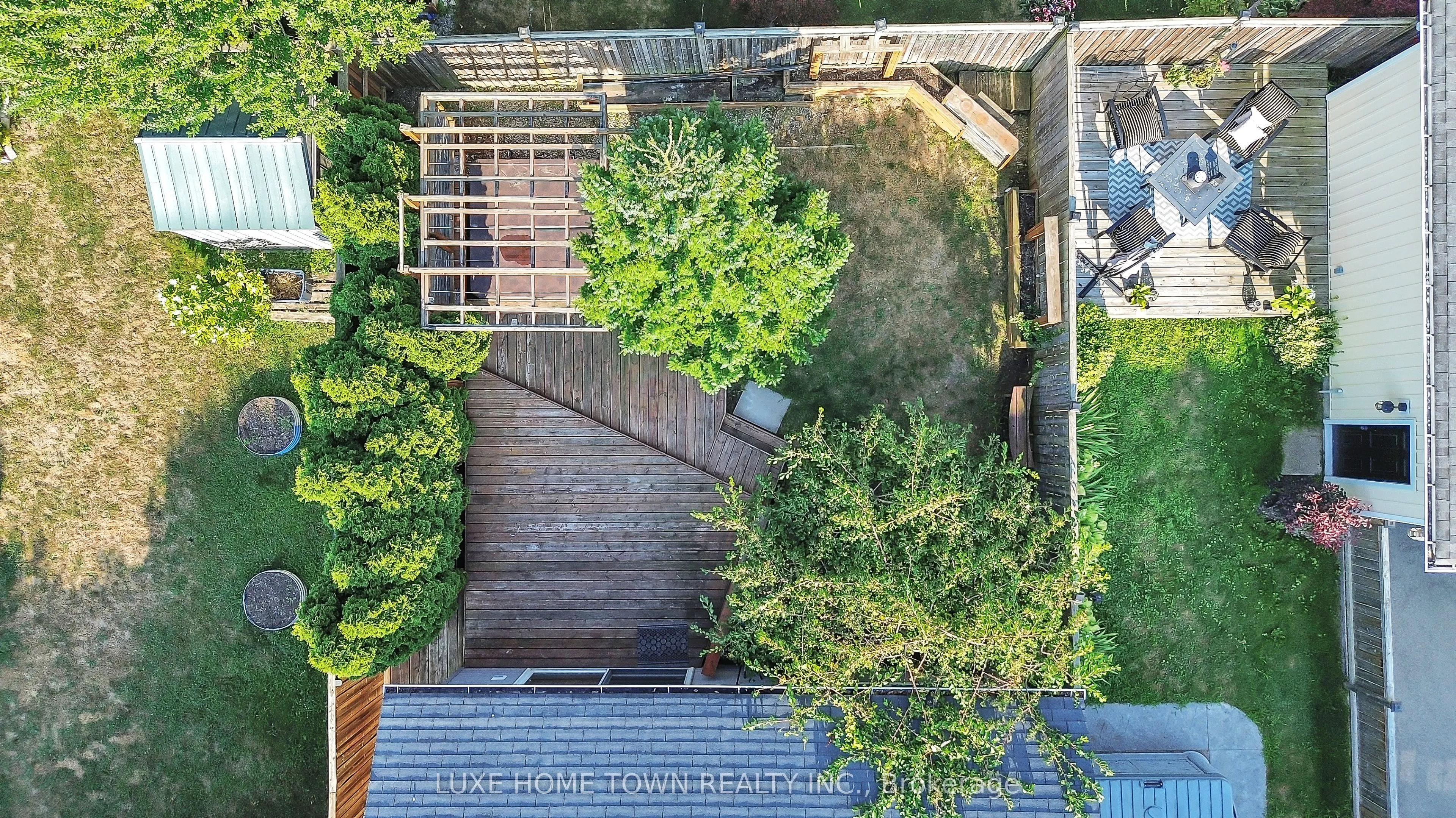 2 CHICORY Crescent