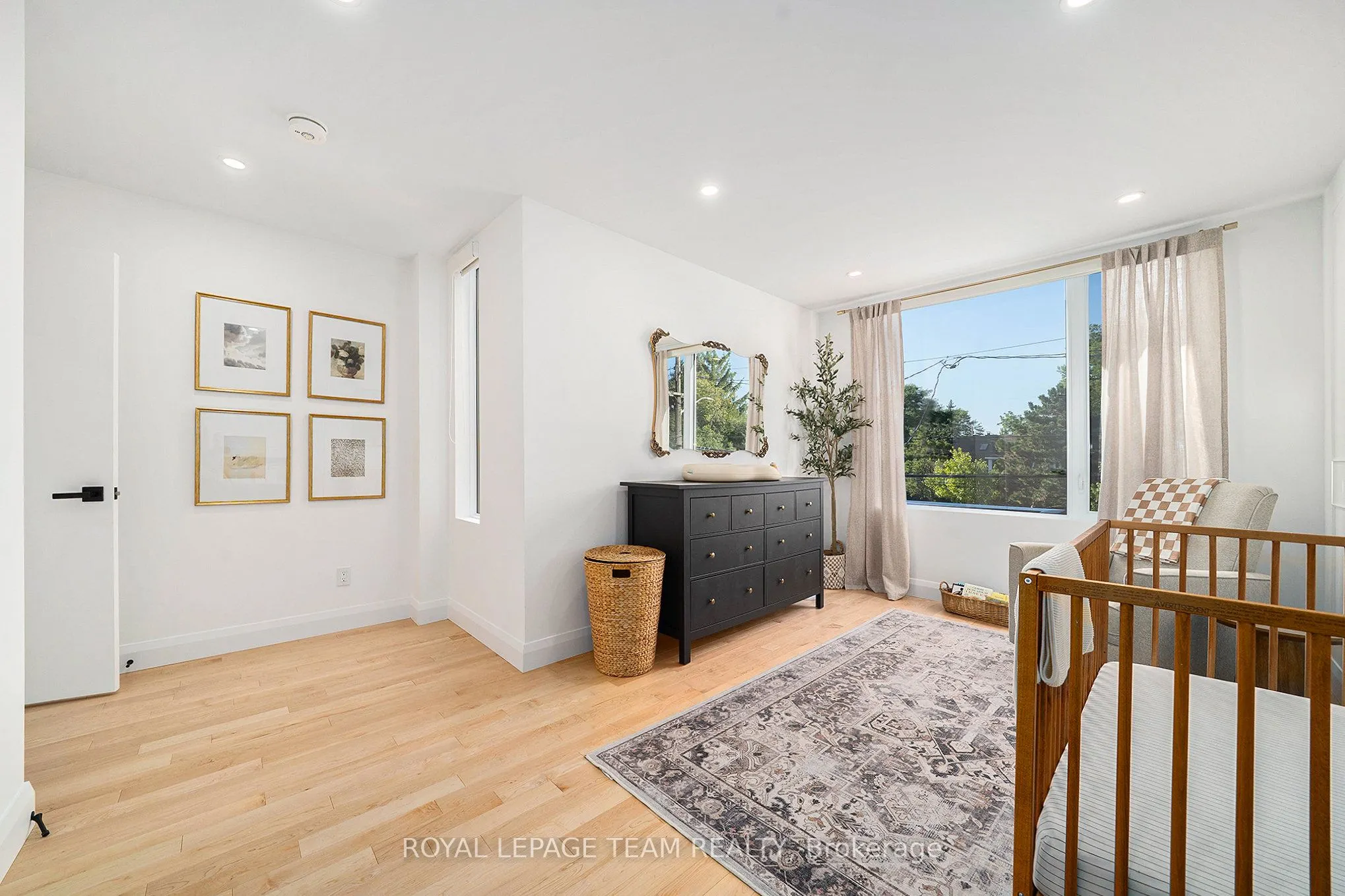 98 Byron Avenue