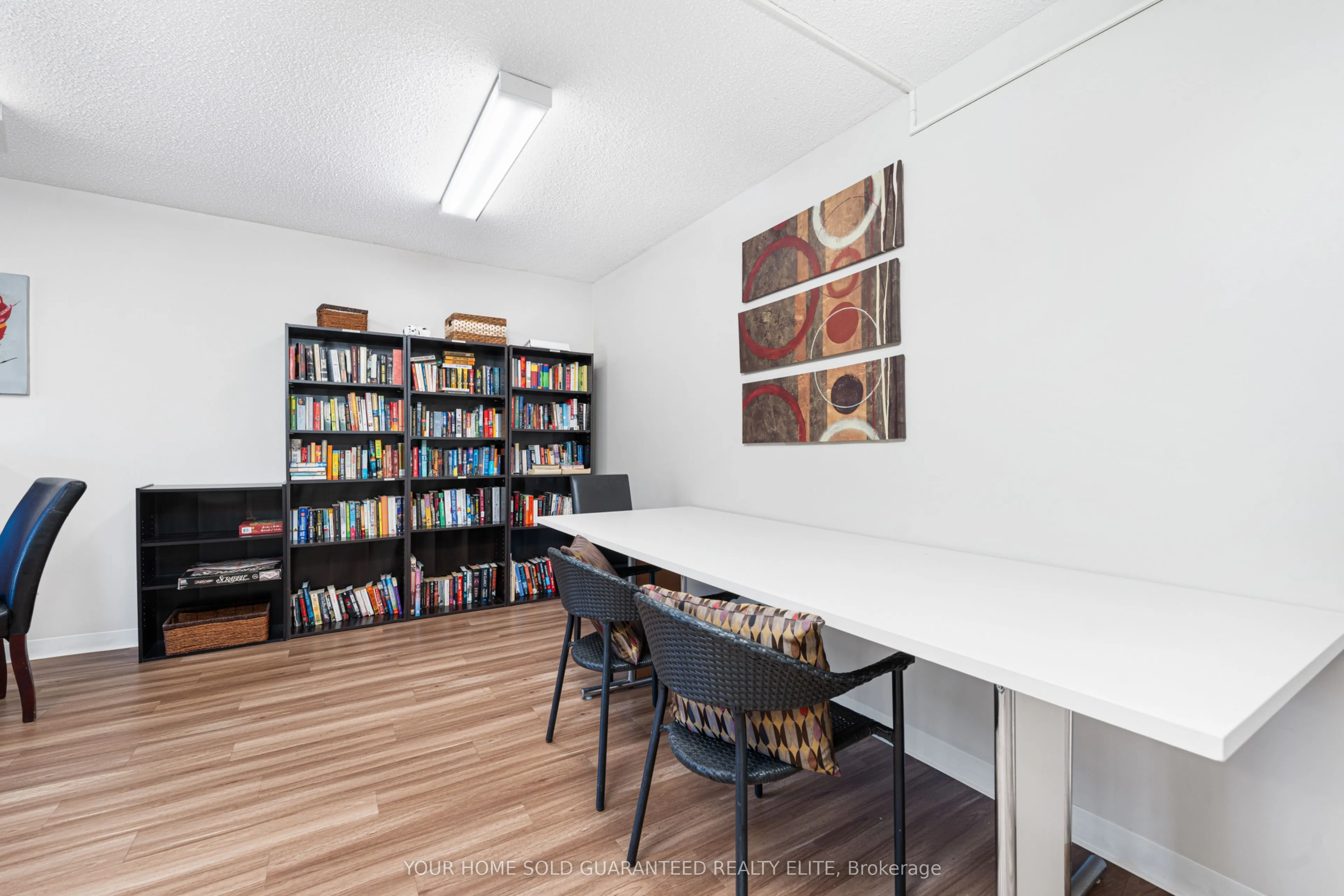 4209 Hixon Street, #111