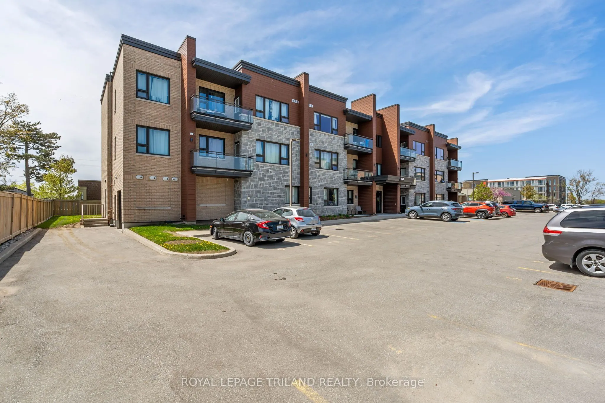 263 Butler Street, #305