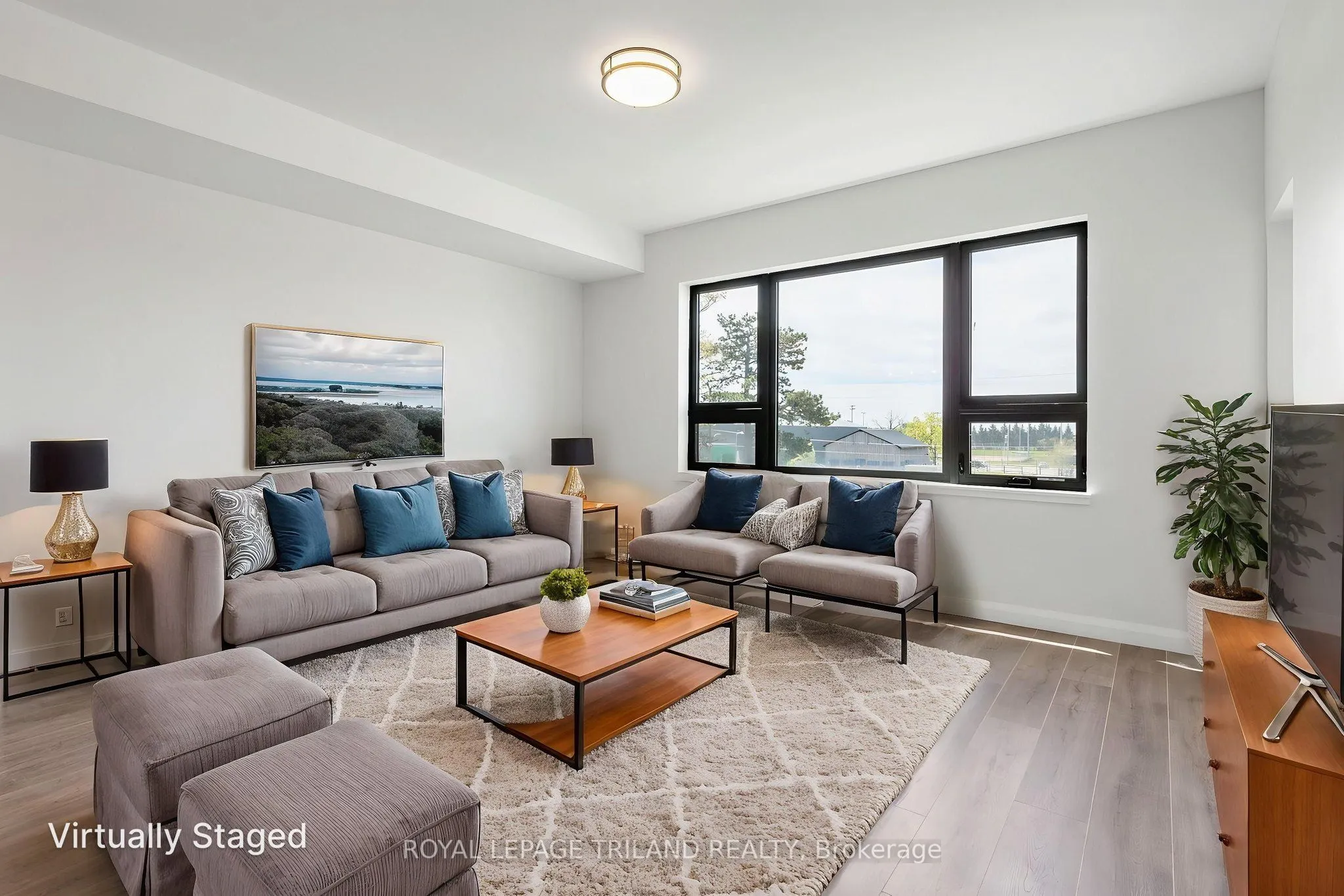 263 Butler Street, #305