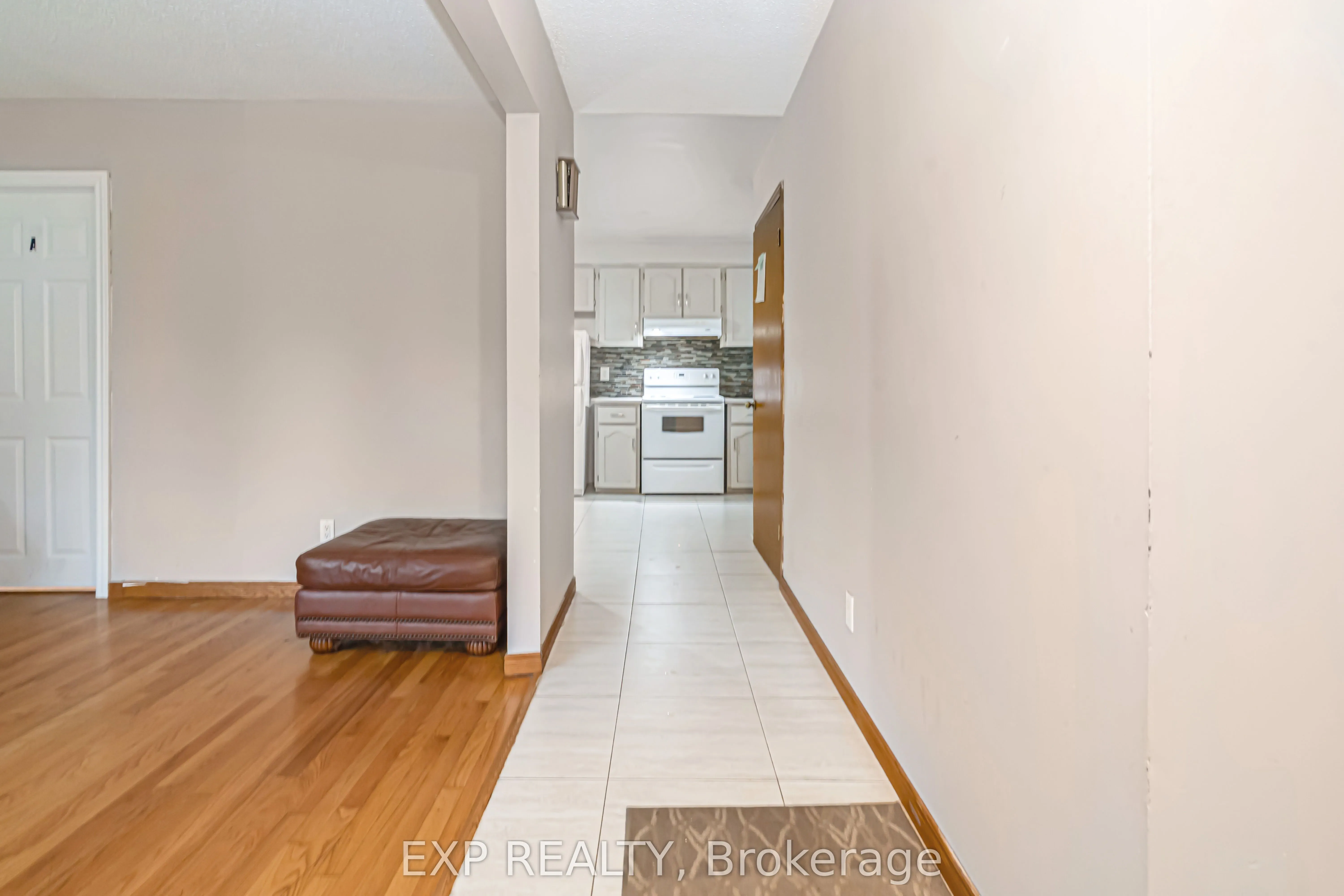 115 Scenic Wood Crescent