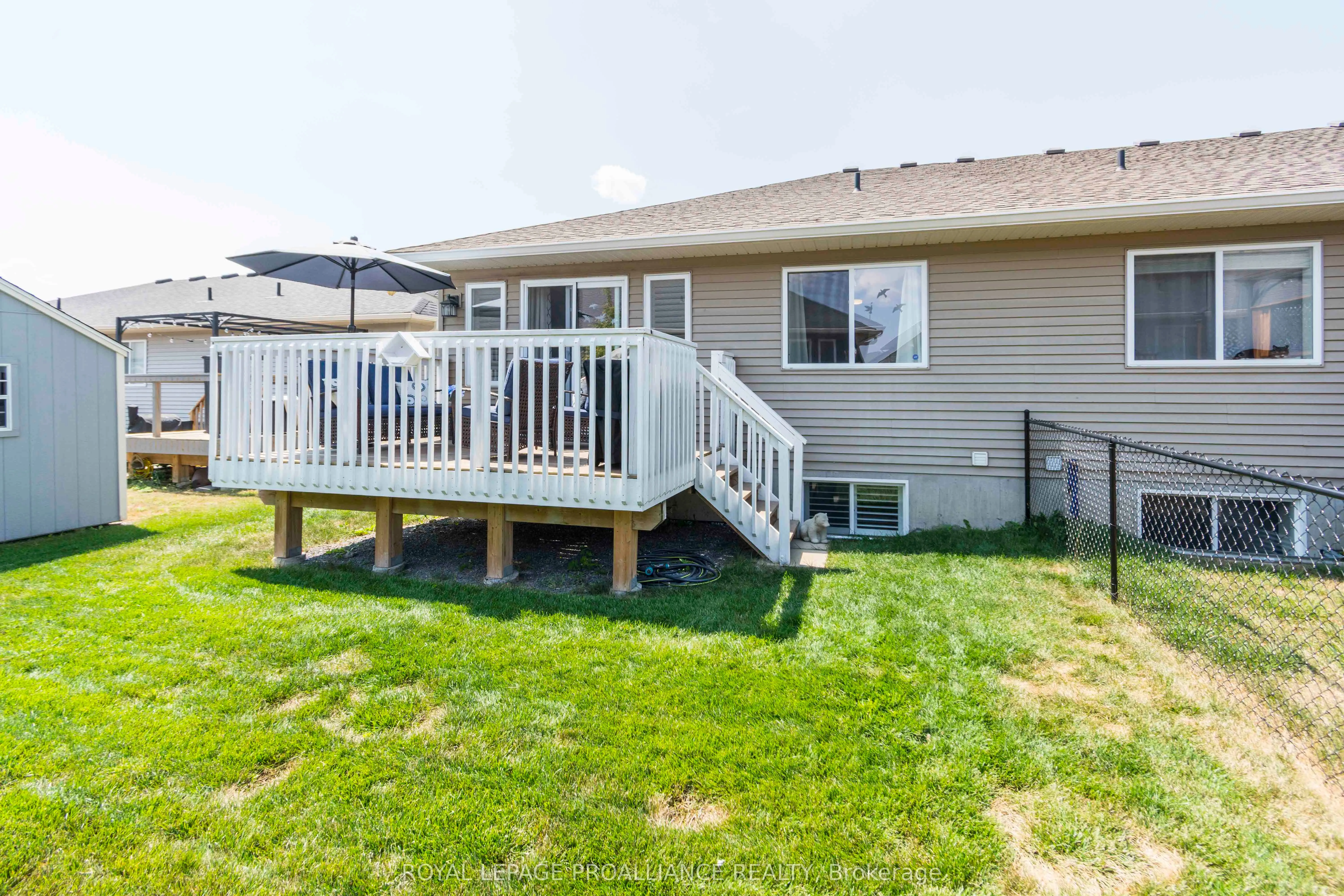 61 Deacon Place