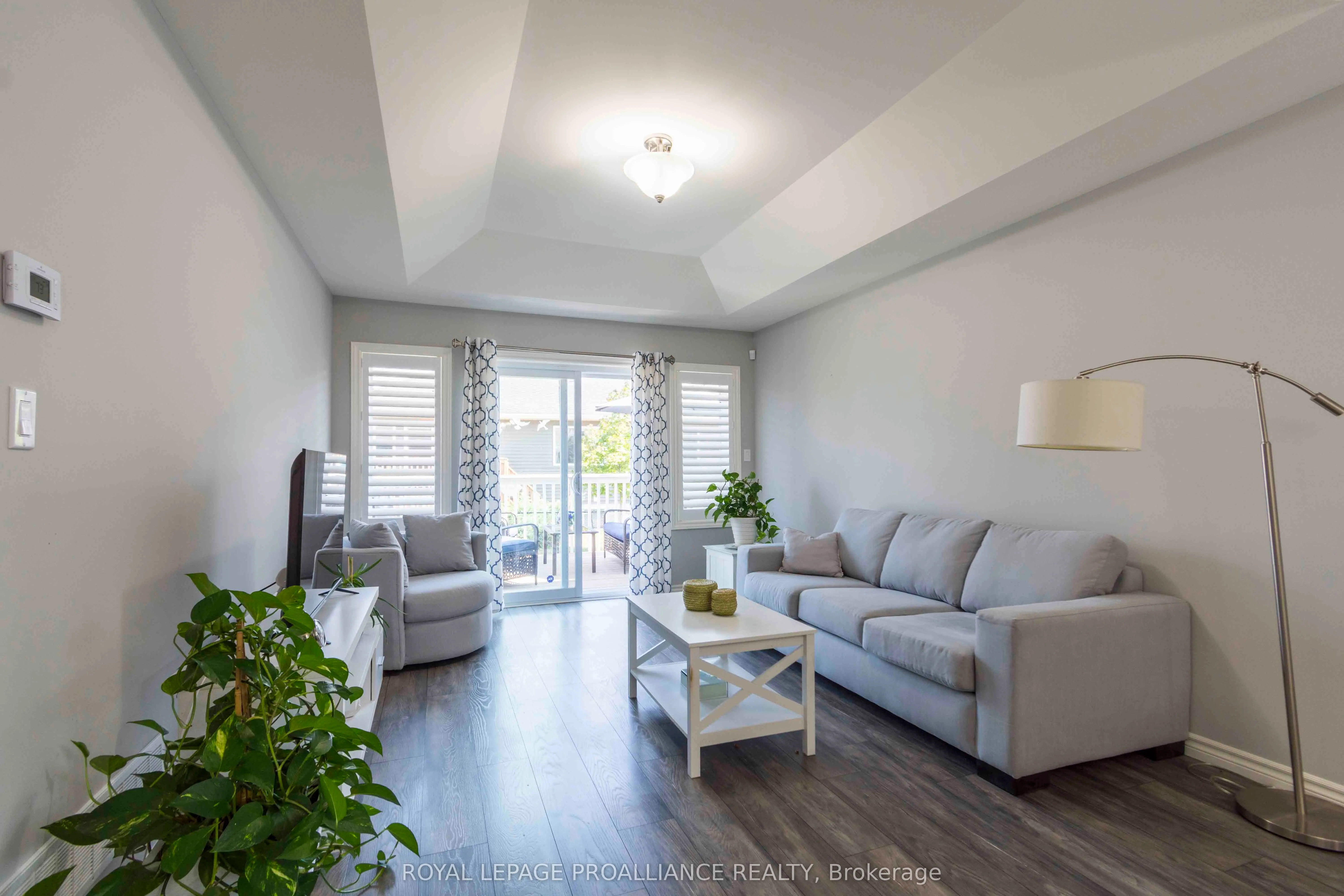 61 Deacon Place