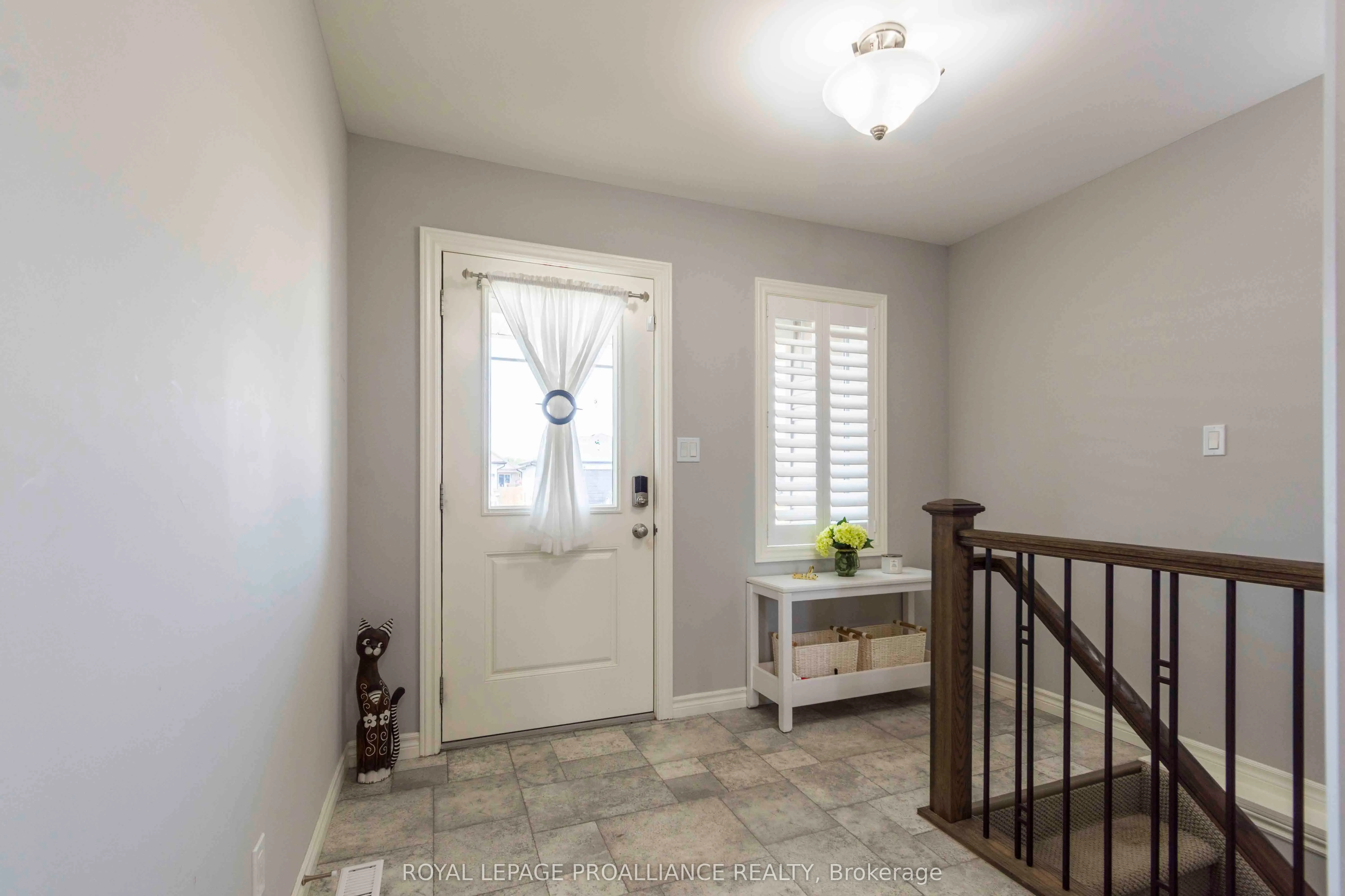 61 Deacon Place