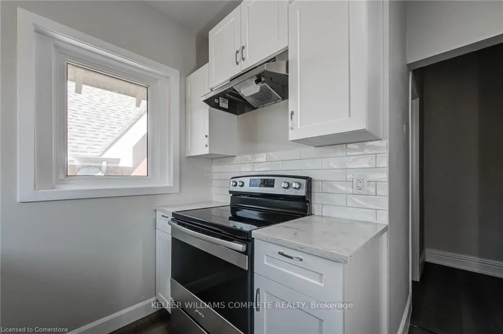 200 Park Avenue, #UPPER