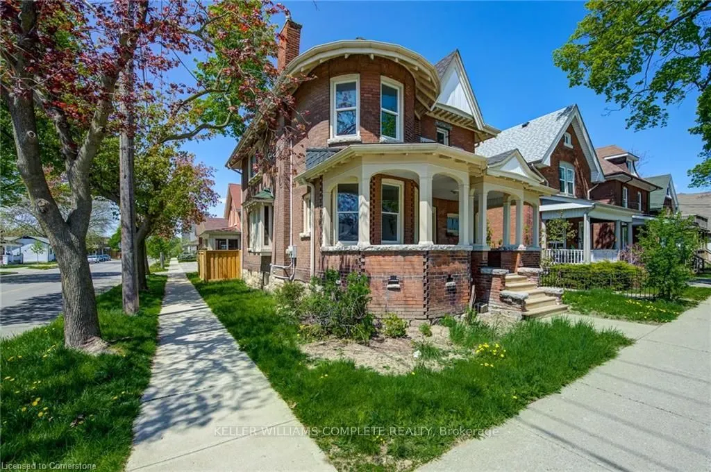 200 Park Avenue, #UPPER