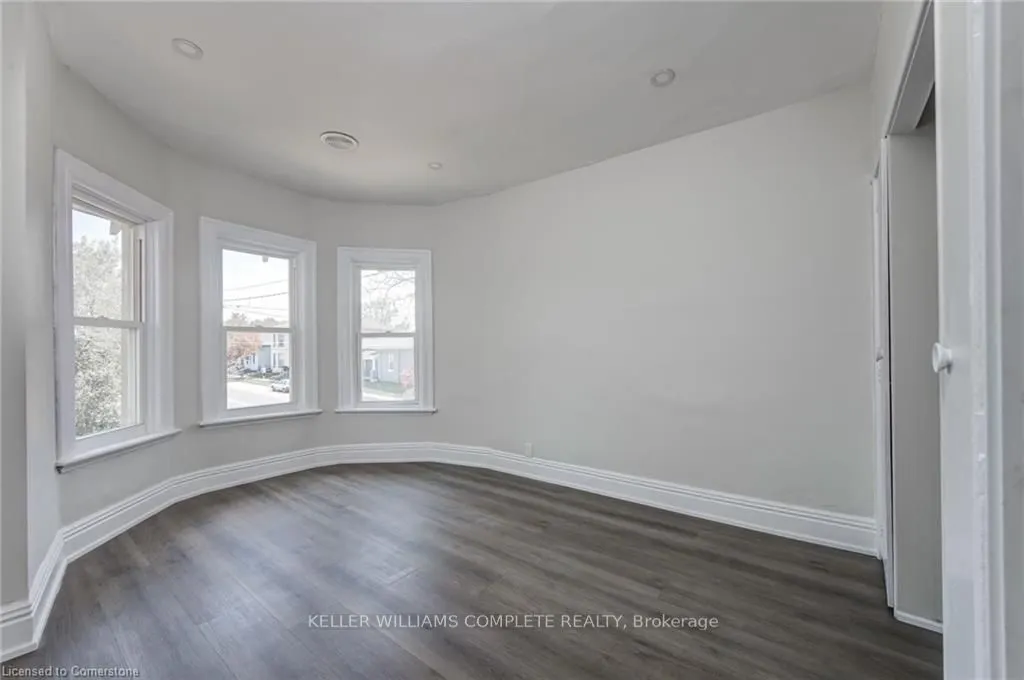 200 Park Avenue, #UPPER