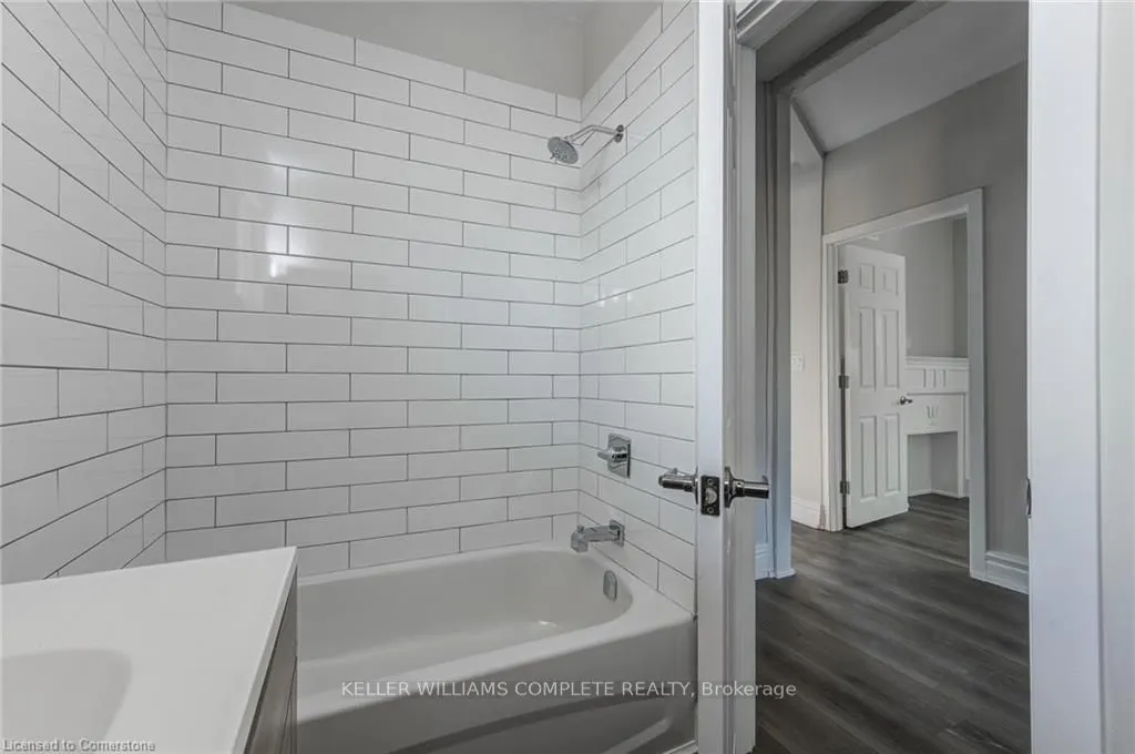 200 Park Avenue, #UPPER