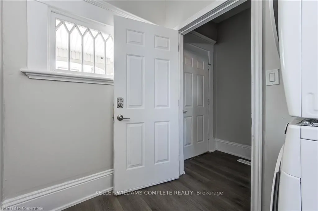 200 Park Avenue, #UPPER