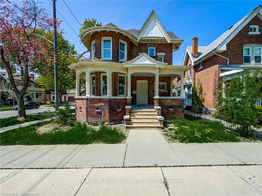 200 Park Avenue, #UPPER