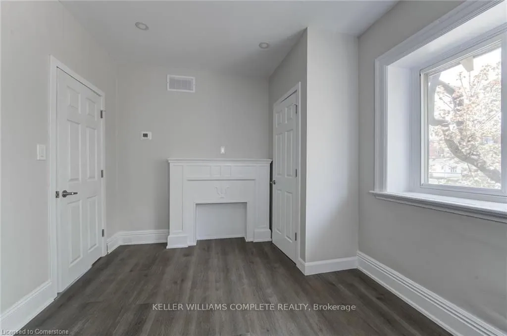 200 Park Avenue, #UPPER
