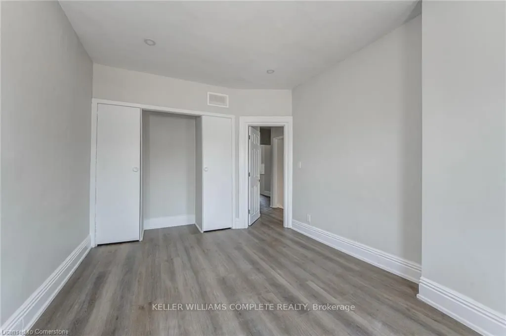 200 Park Avenue, #UPPER