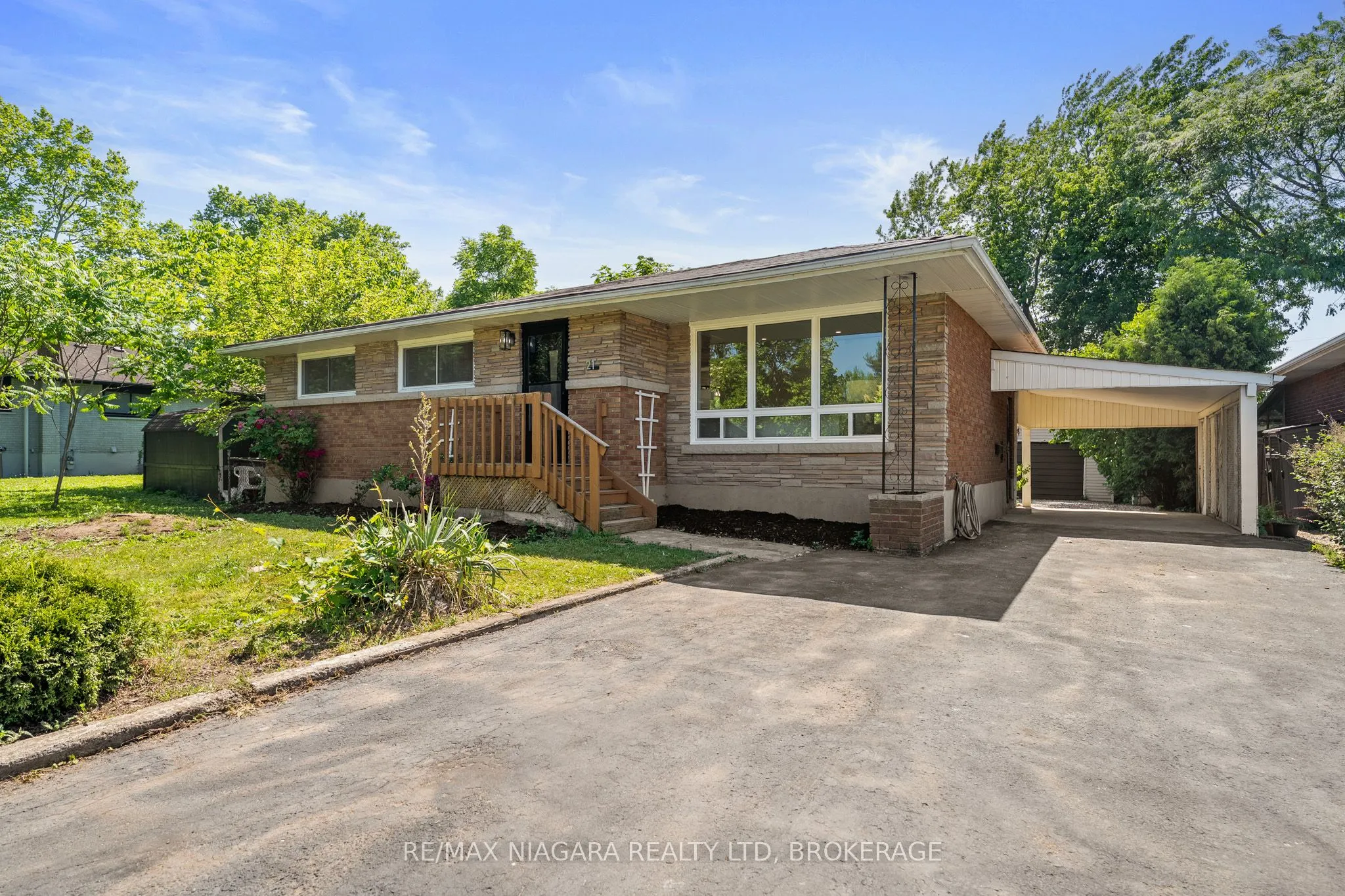 21 Brookdale Avenue