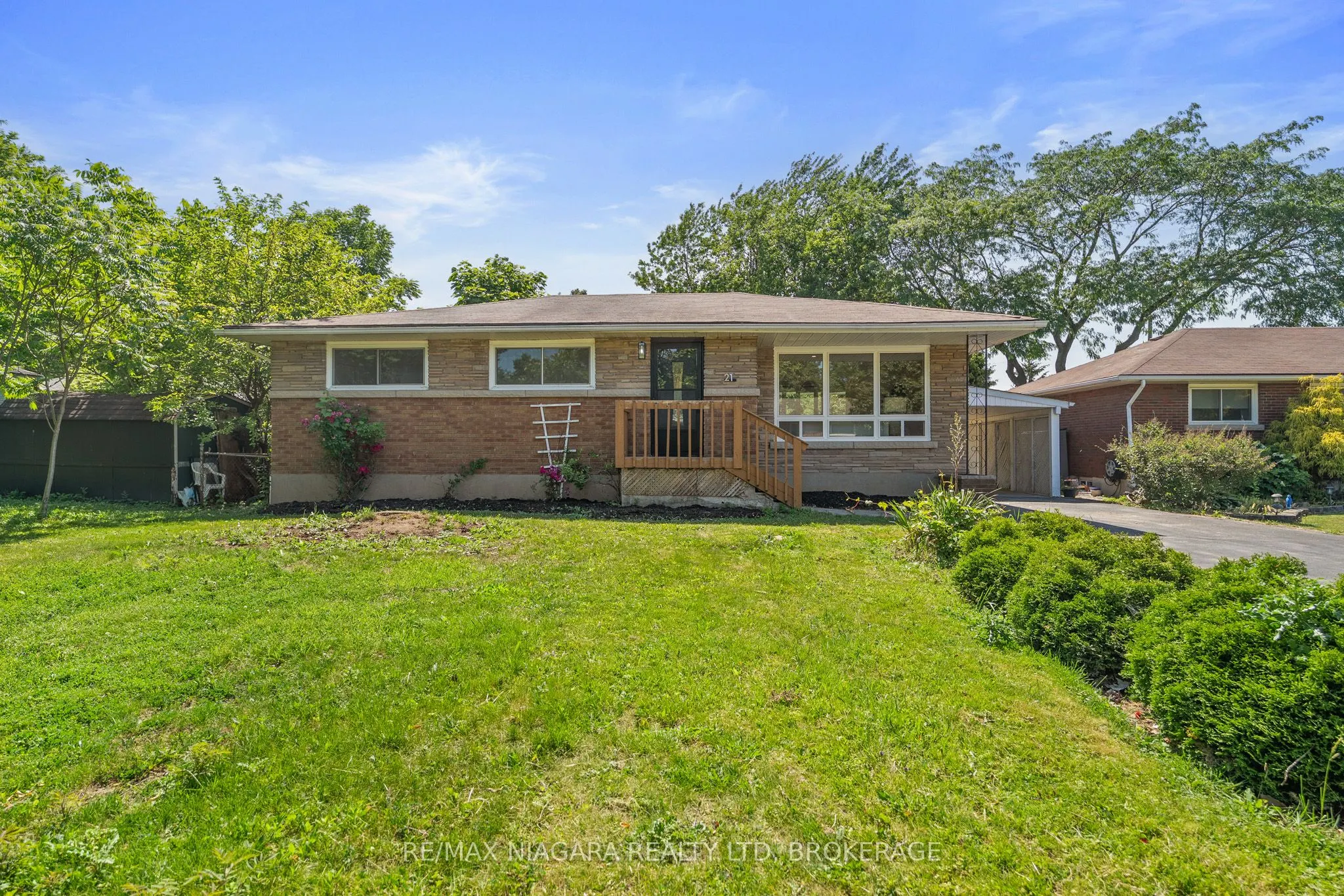 21 Brookdale Avenue