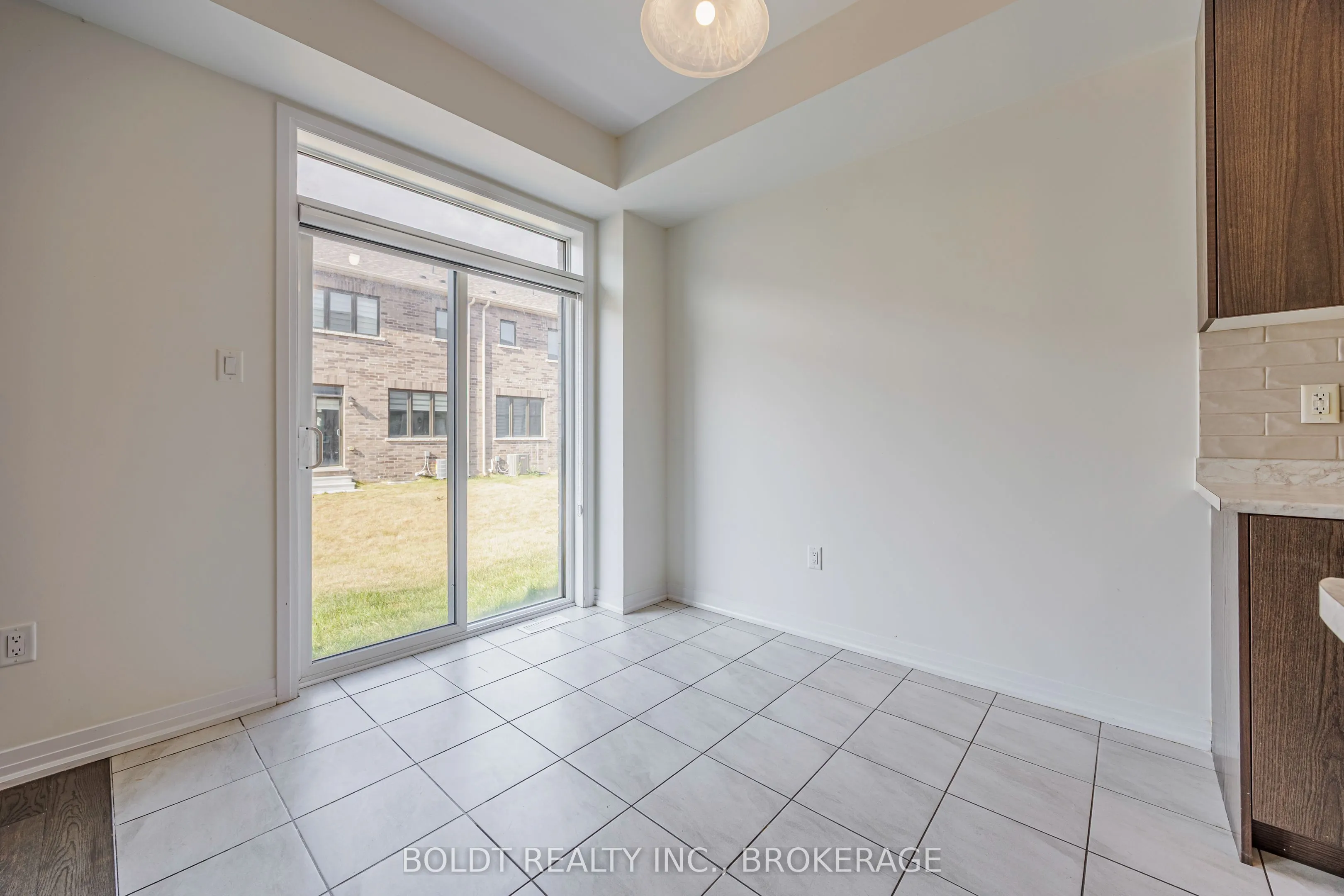 122 Brighton Lane