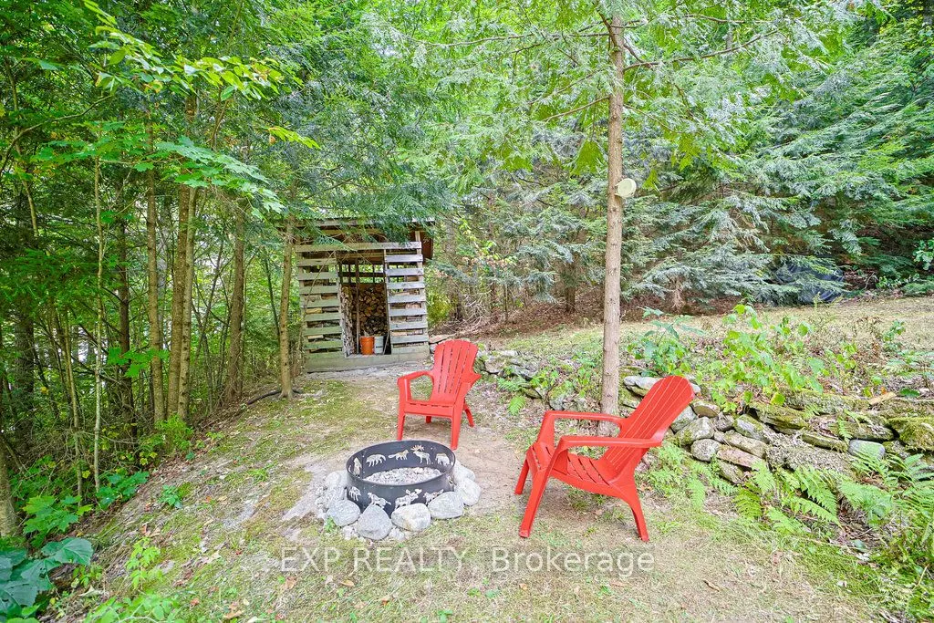 565 West Diamond Lake Road