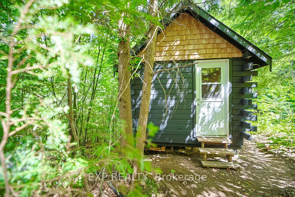 565 West Diamond Lake Road