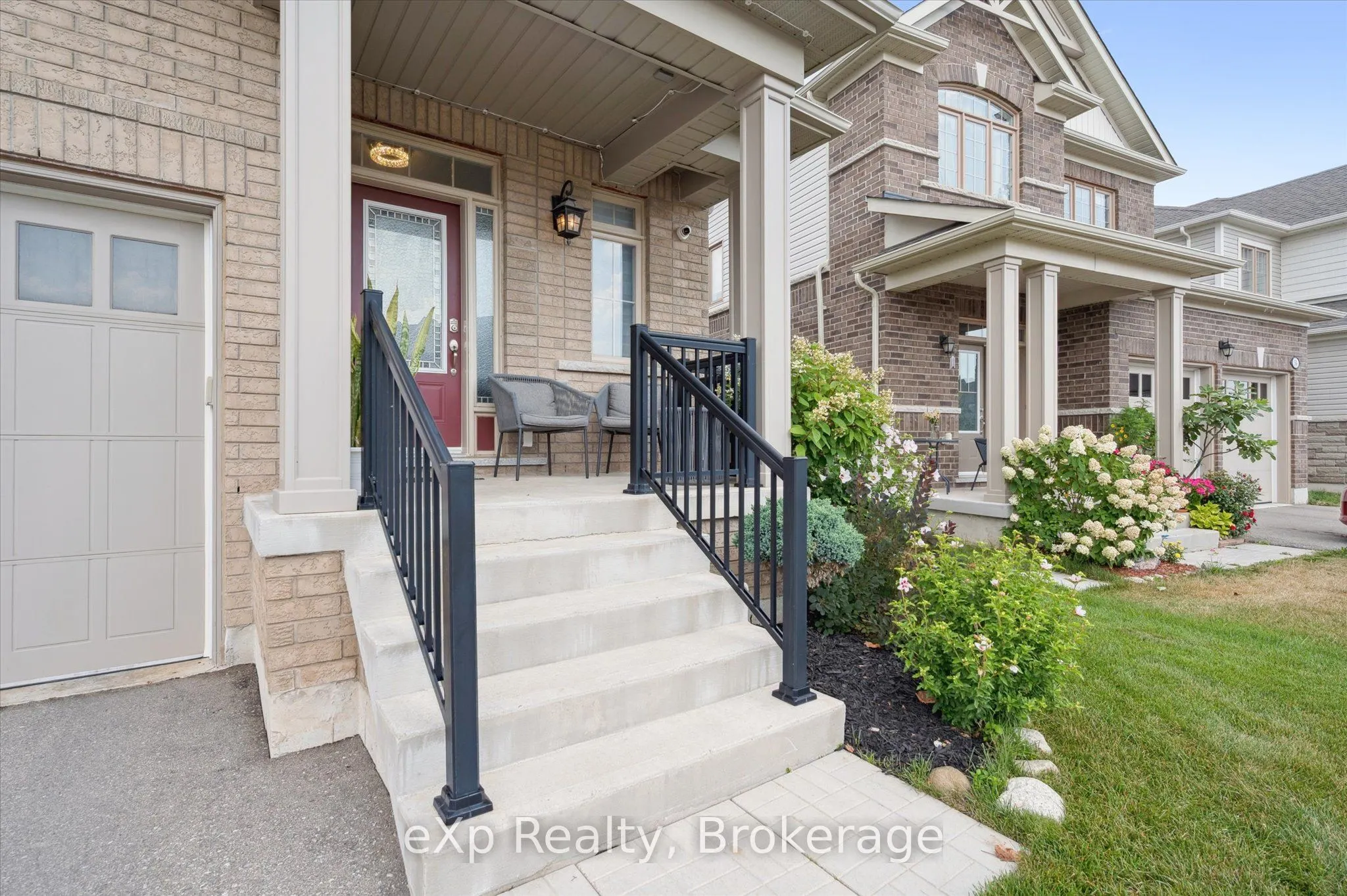 50 Elliot Avenue E