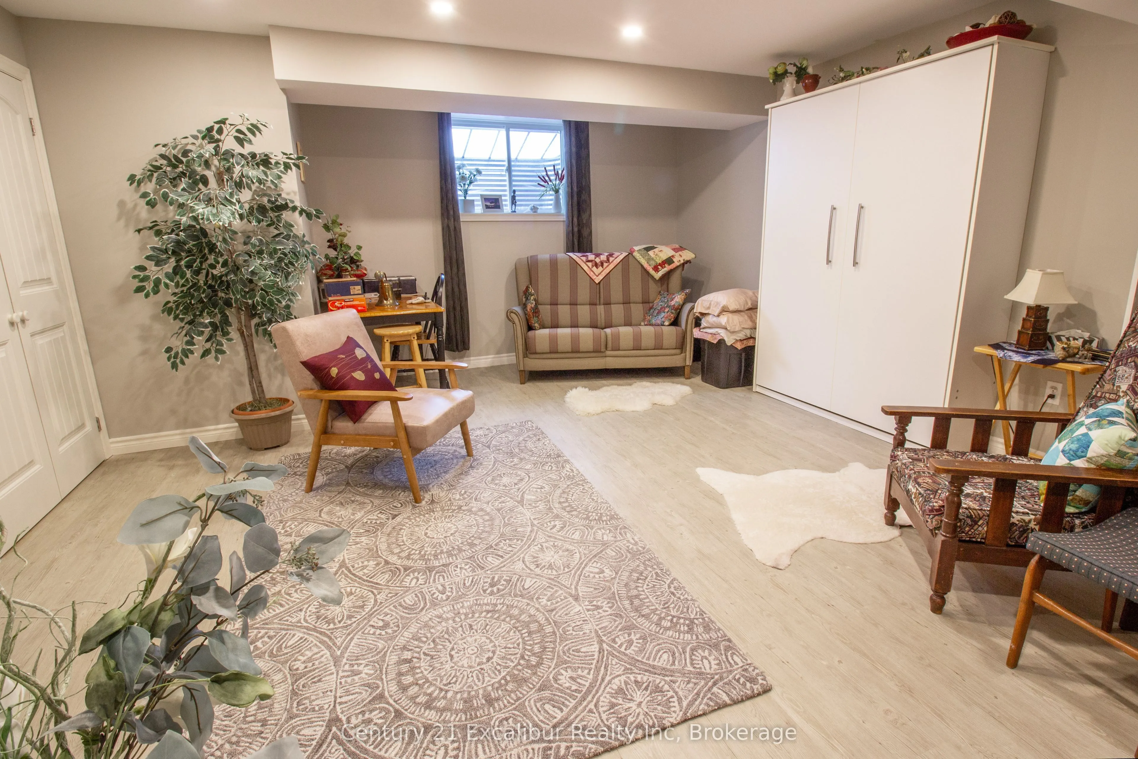64 Aberdeen Street, #64A