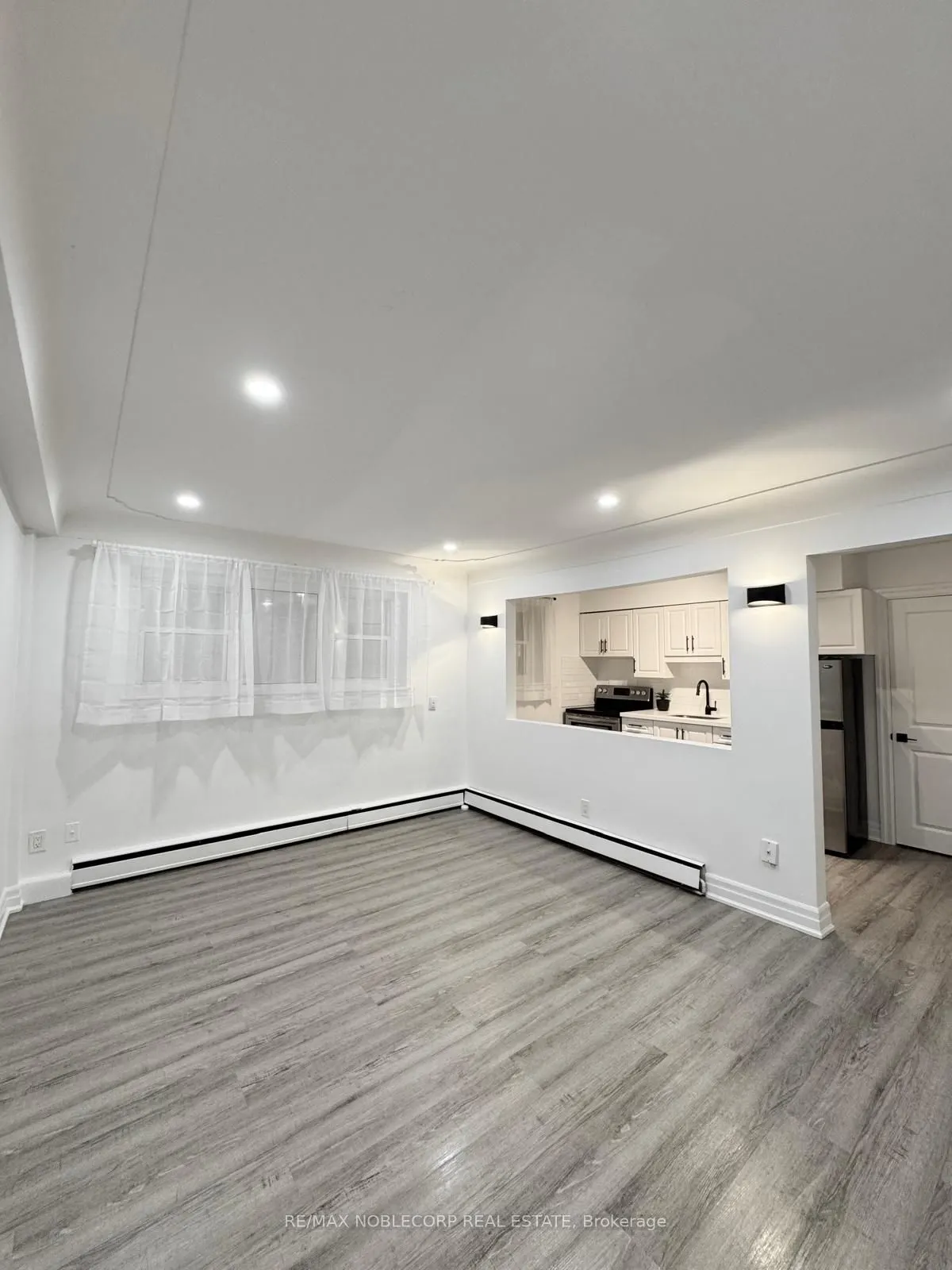 5 Applewood Avenue, #2