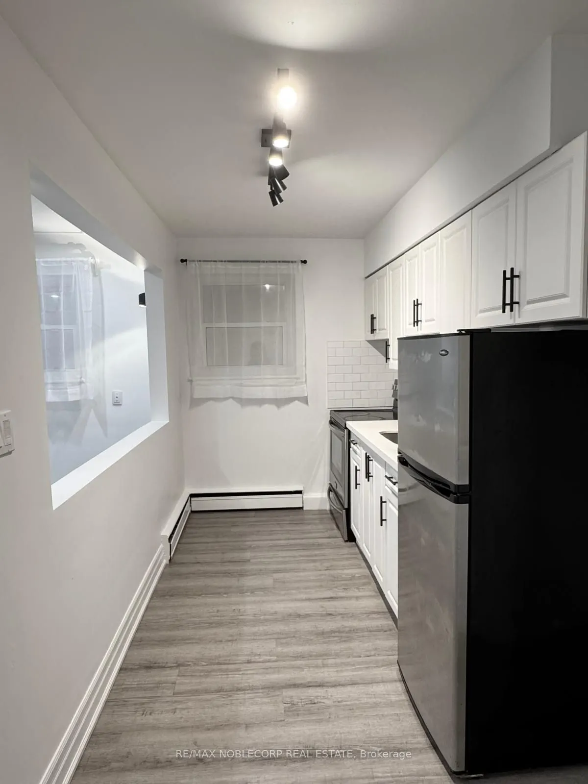 5 Applewood Avenue, #2