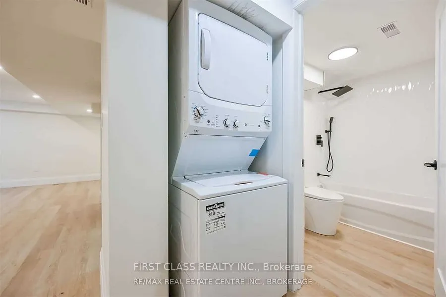 118 Manning Avenue, #2