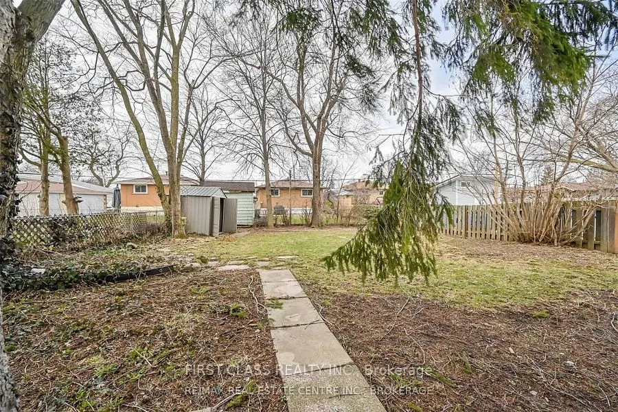 118 Manning Avenue, #2