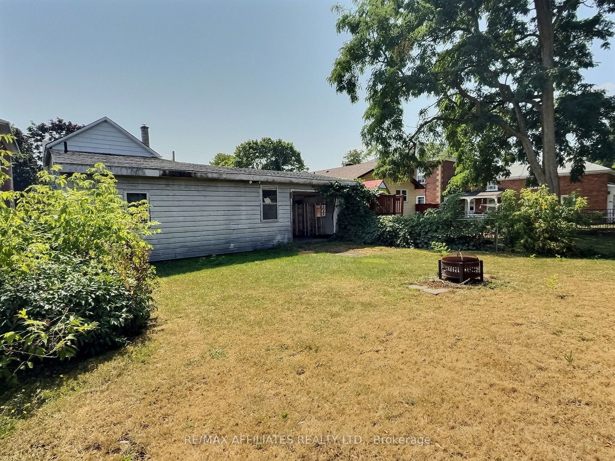 188 Dibble Street E