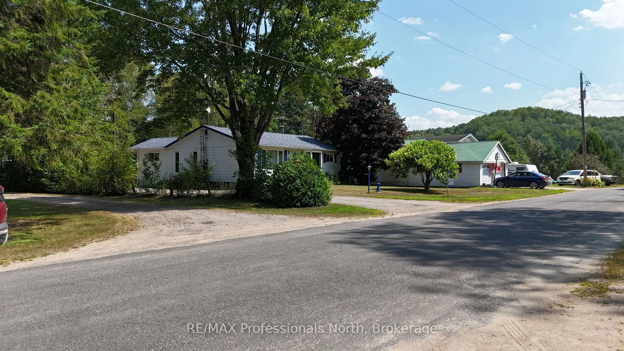 1148 Dark Lake Rd, Wilberforce, ON Road