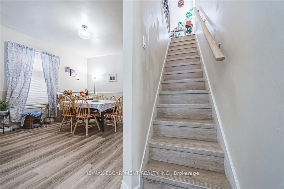 64 Kinrade Avenue