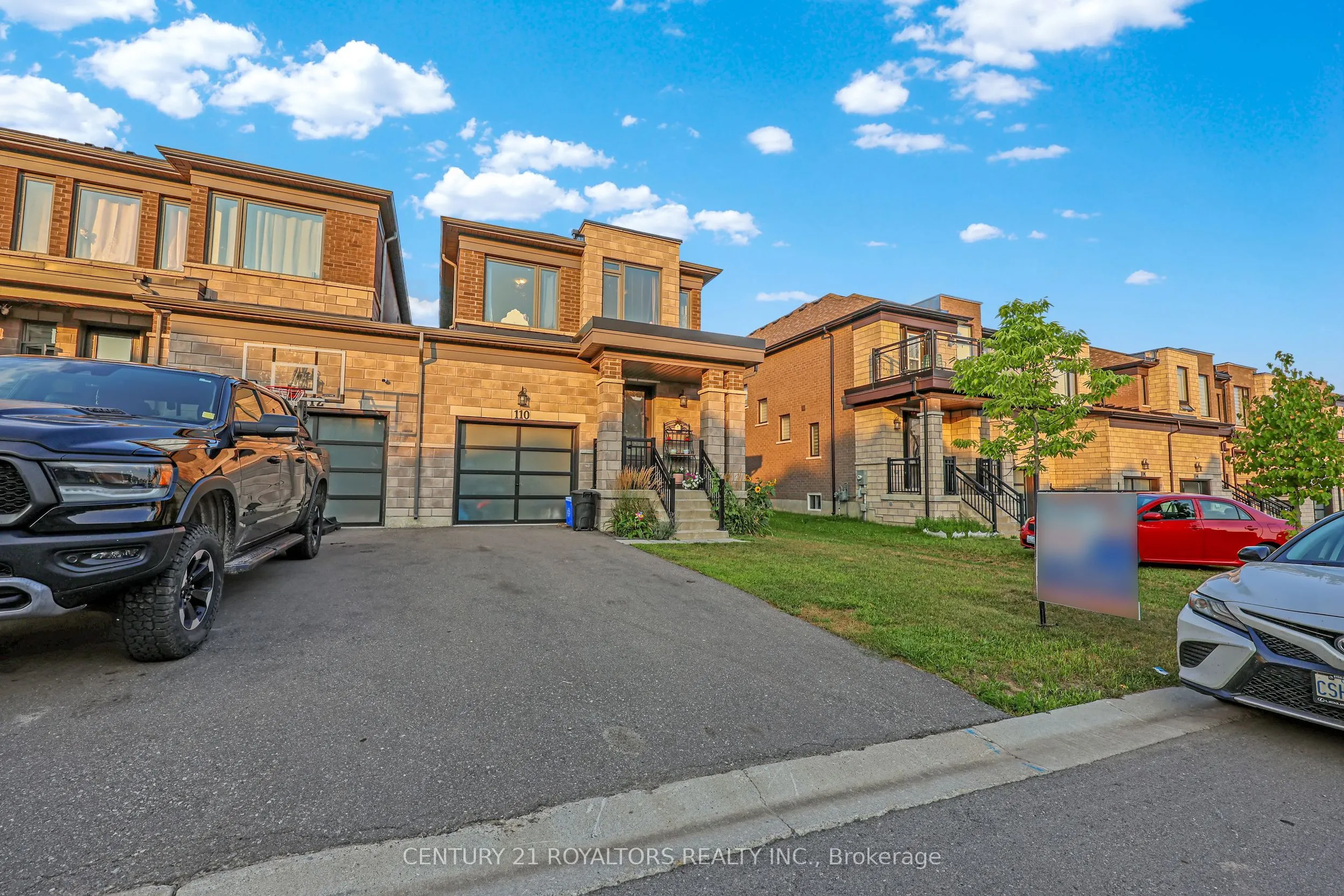 110 Huntingford Trail