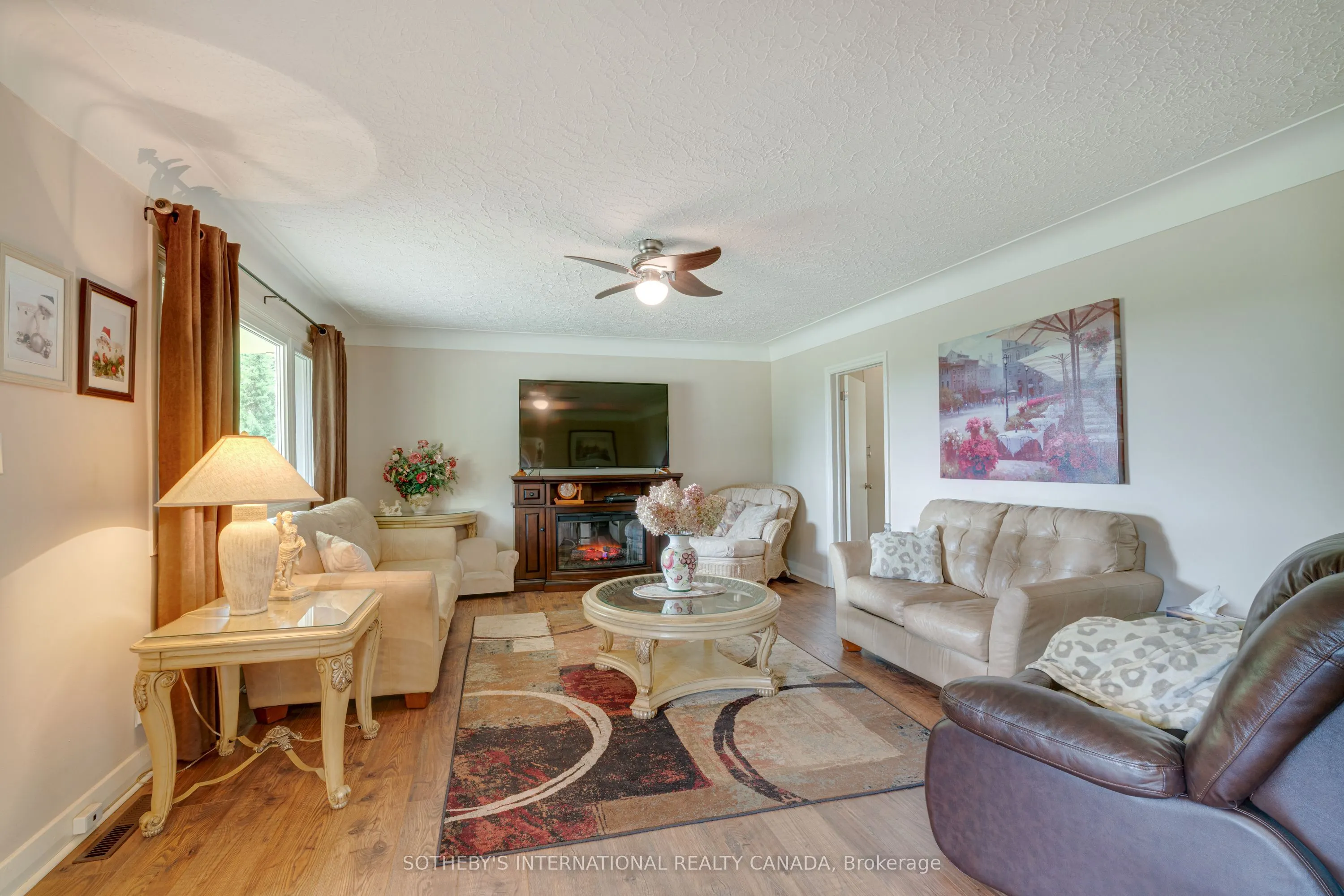 202 Hunter Road