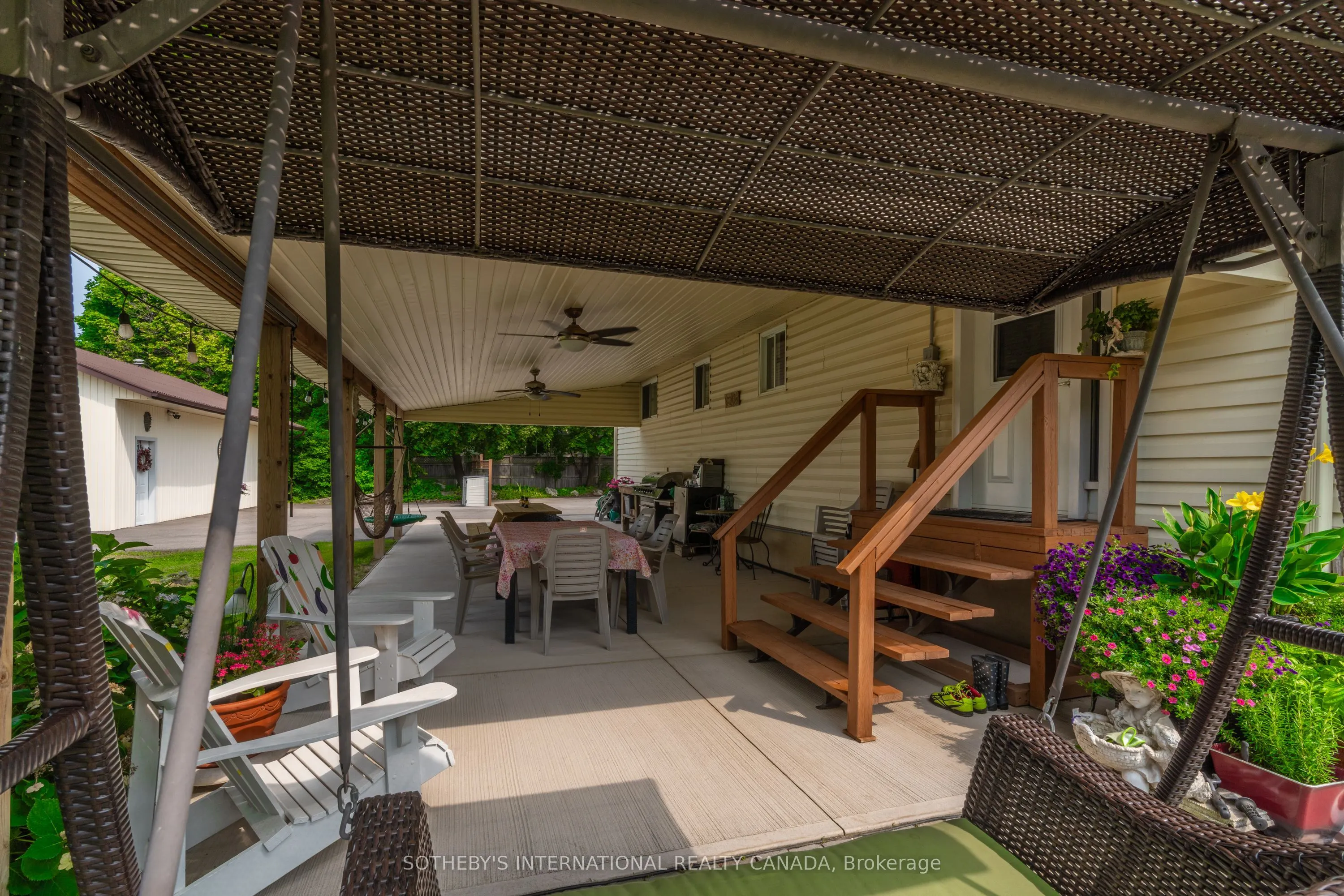 202 Hunter Road