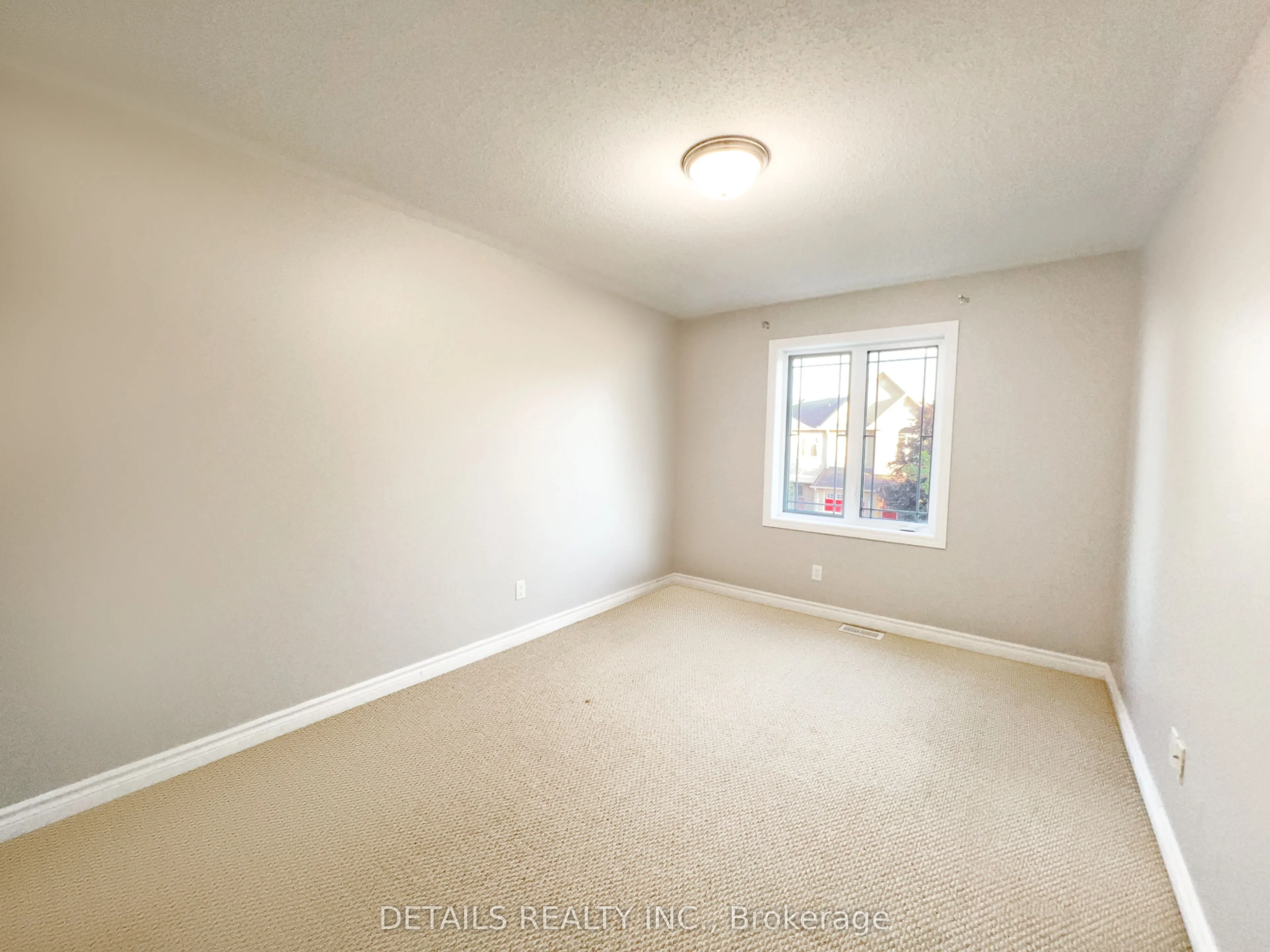 497 Temiskaming Crescent