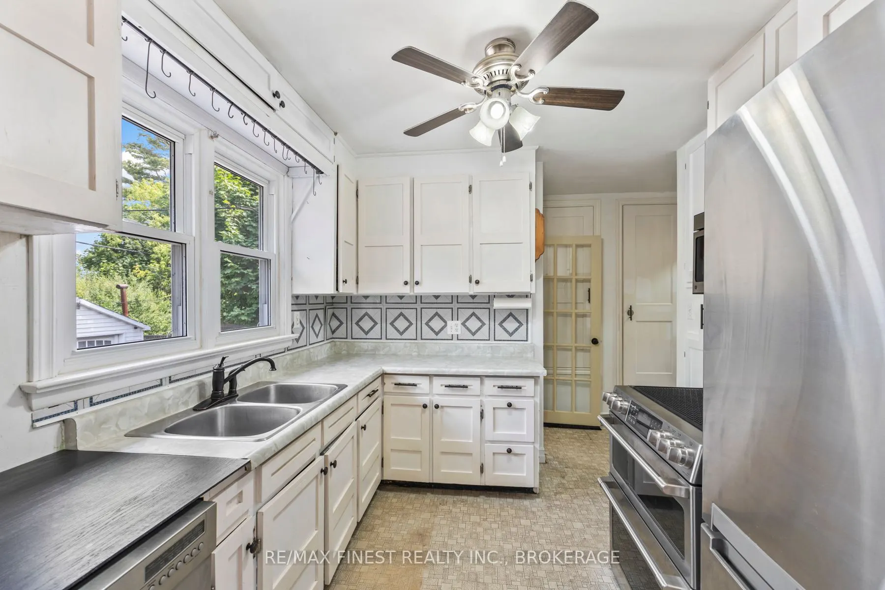 775 Alfred Crescent