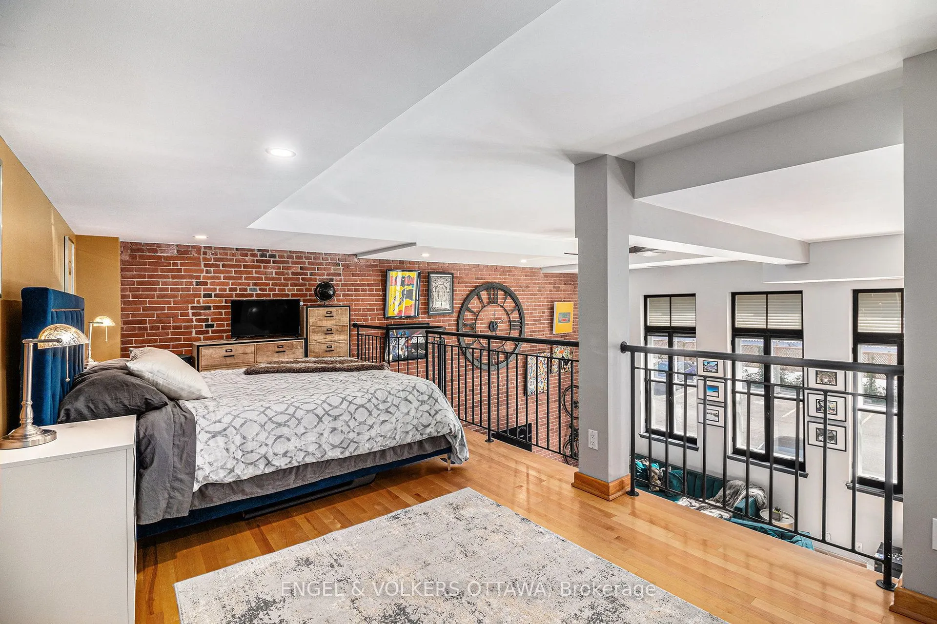 24 Springfield Road, #203