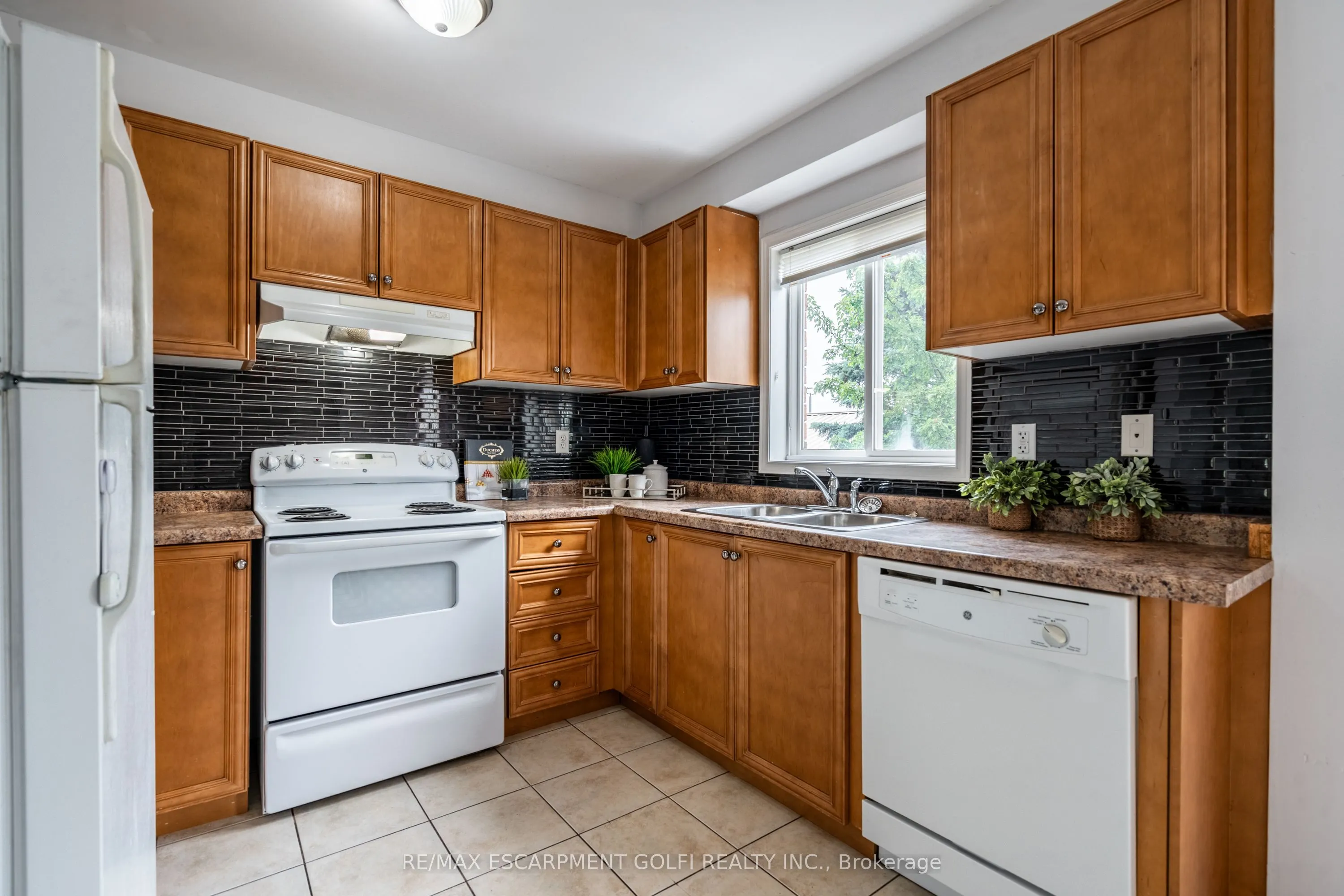 151 GREEN Road, #26