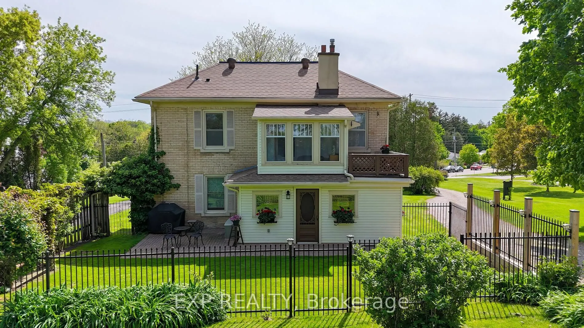 275 Harris Street