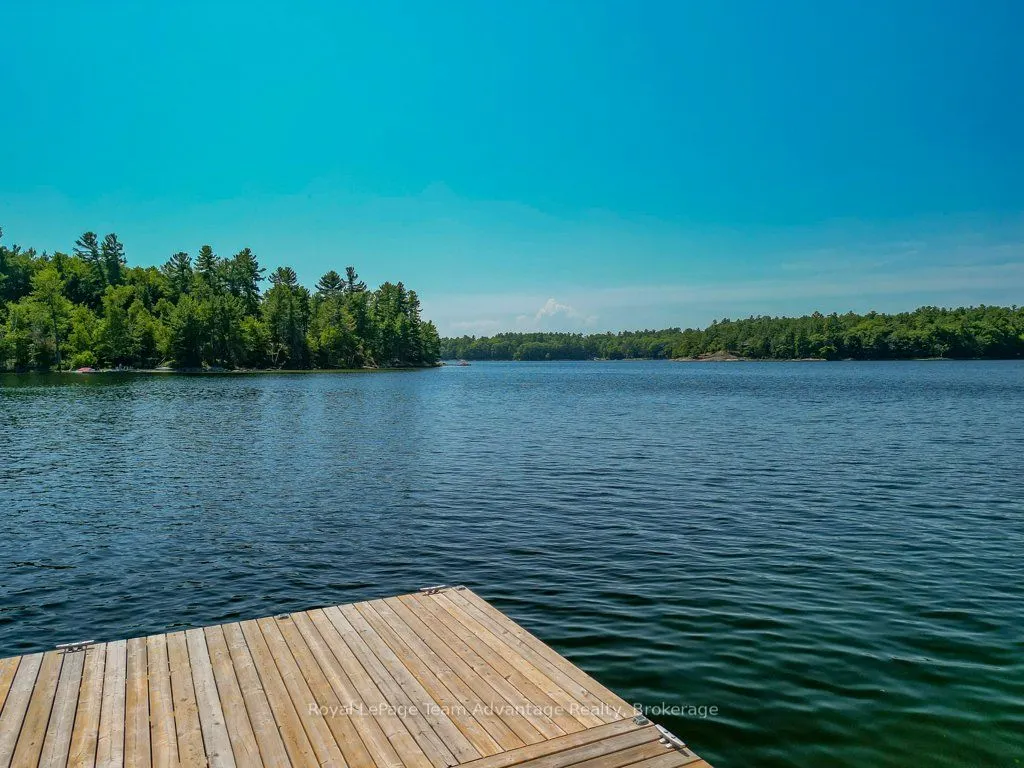 30 ROCKCLIFFE Drive N